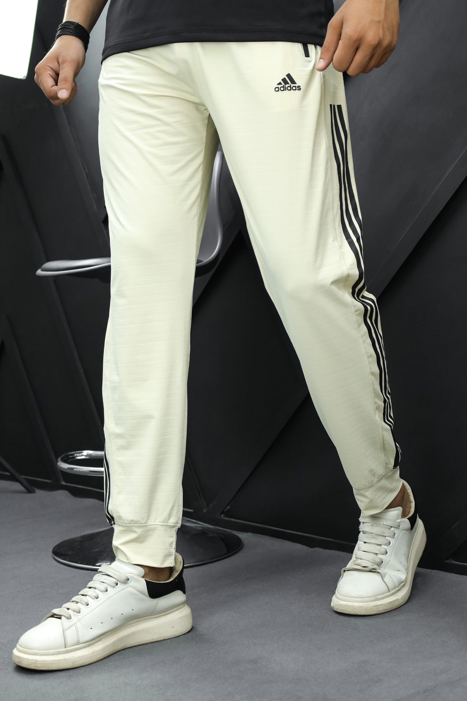 Adds Signature Side Stripes Sportswear Trouser