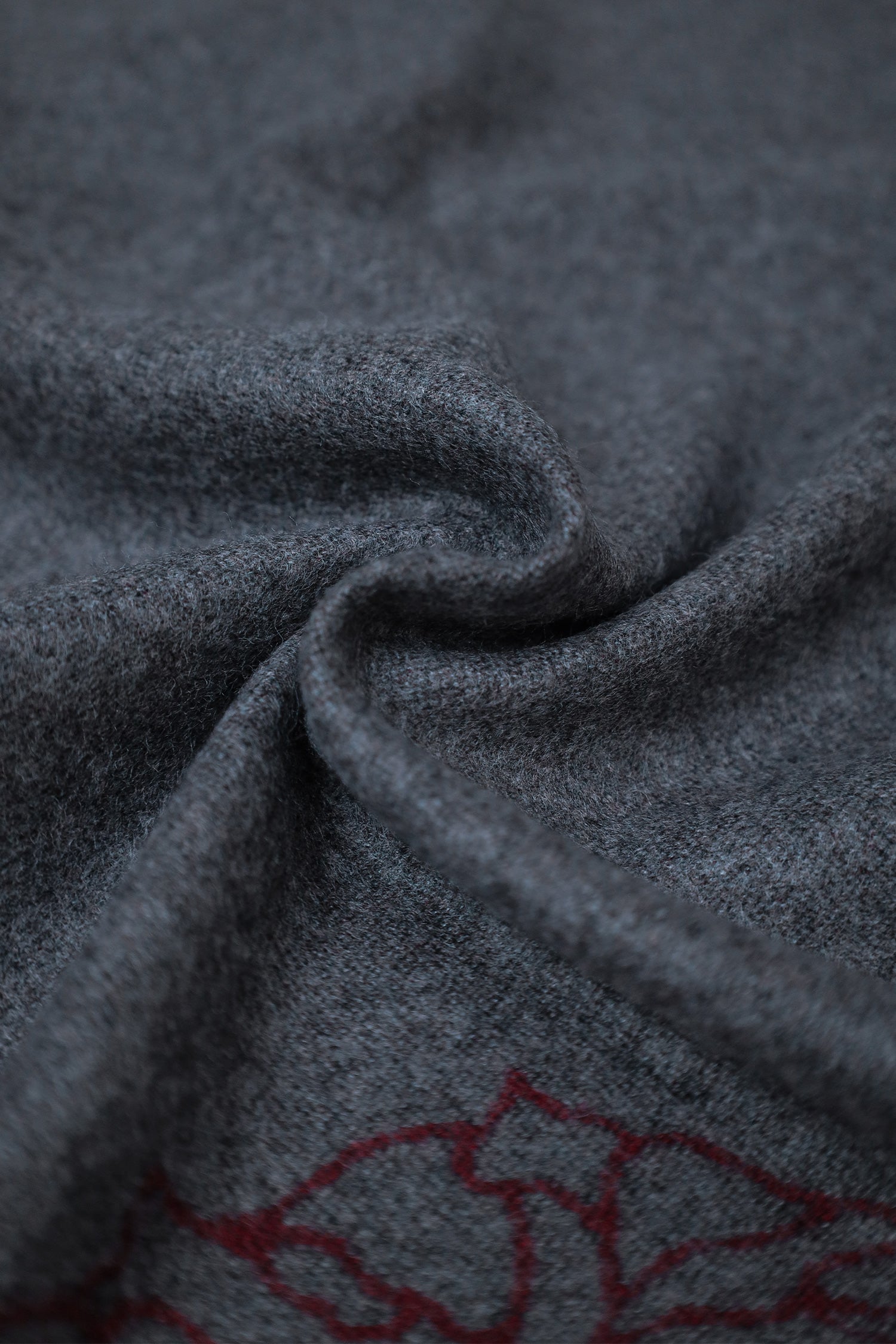 Vrsce Geomatric Typography Pure Wool Men Mufflers  In Charcoal Grey