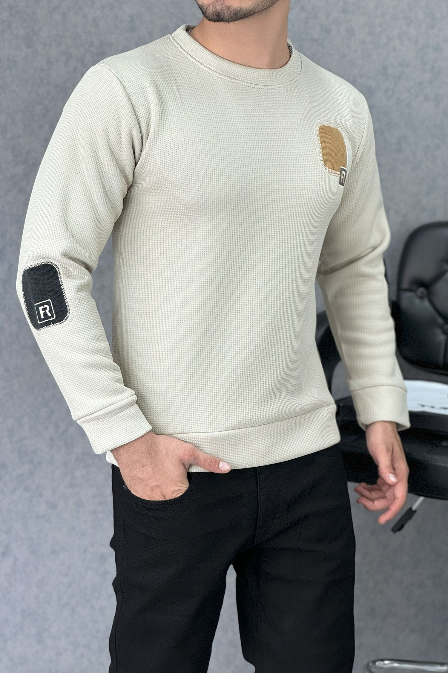 Patch Style  Round Neck Imported Men's Sweatshirt