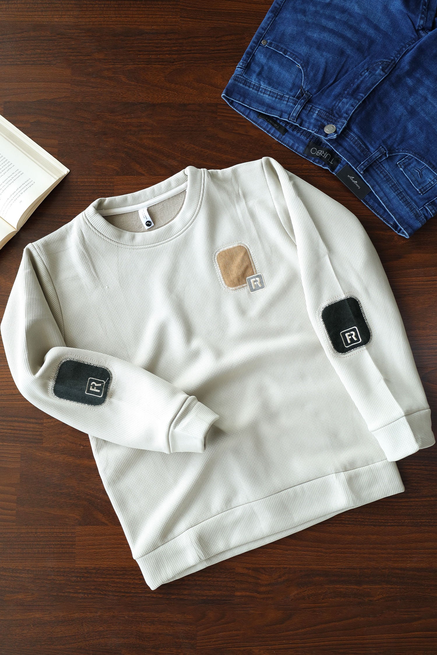 Patch Style  Round Neck Imported Men's Sweatshirt