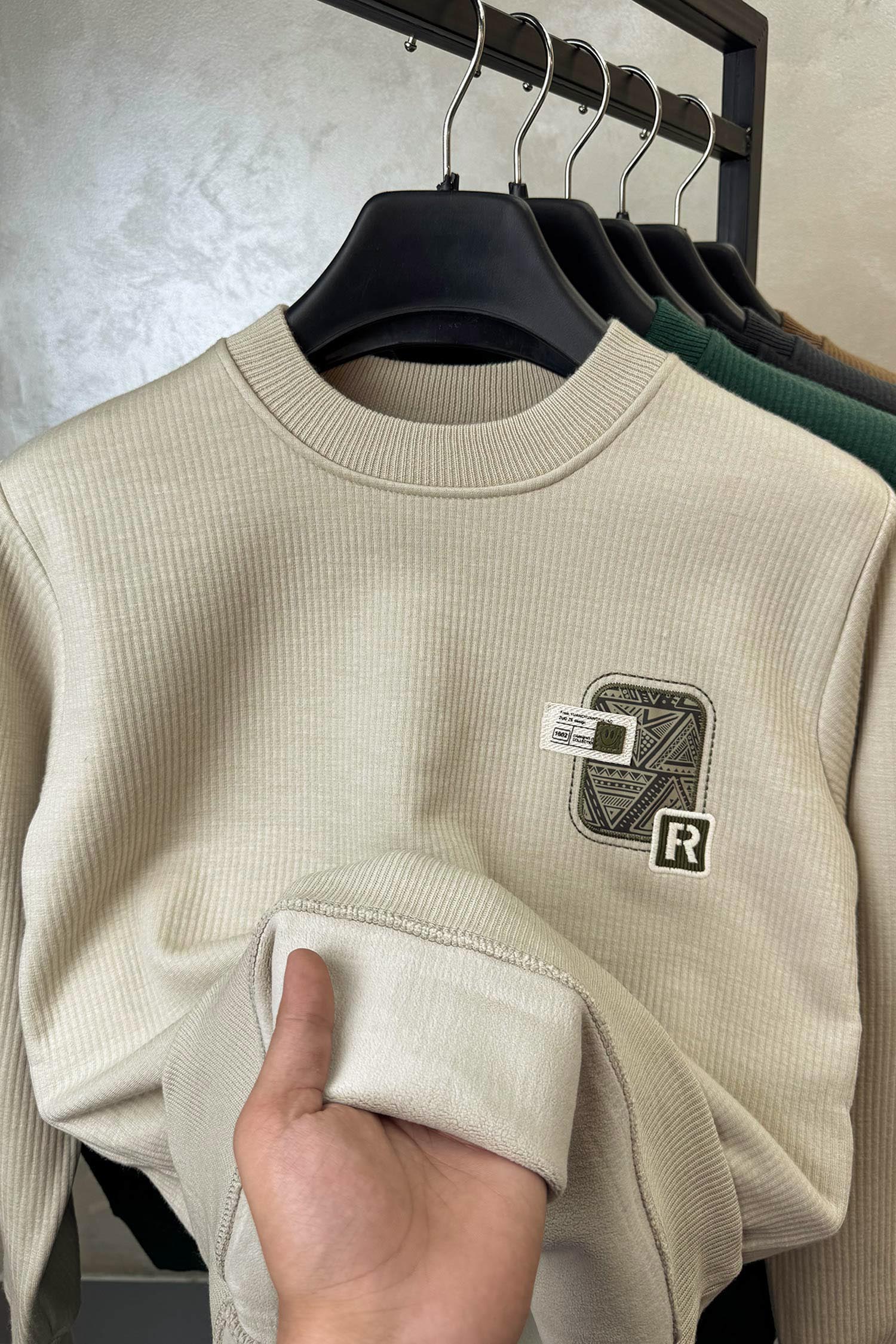 Mens PullOver Round Neck Imported Men's Sweatshirt