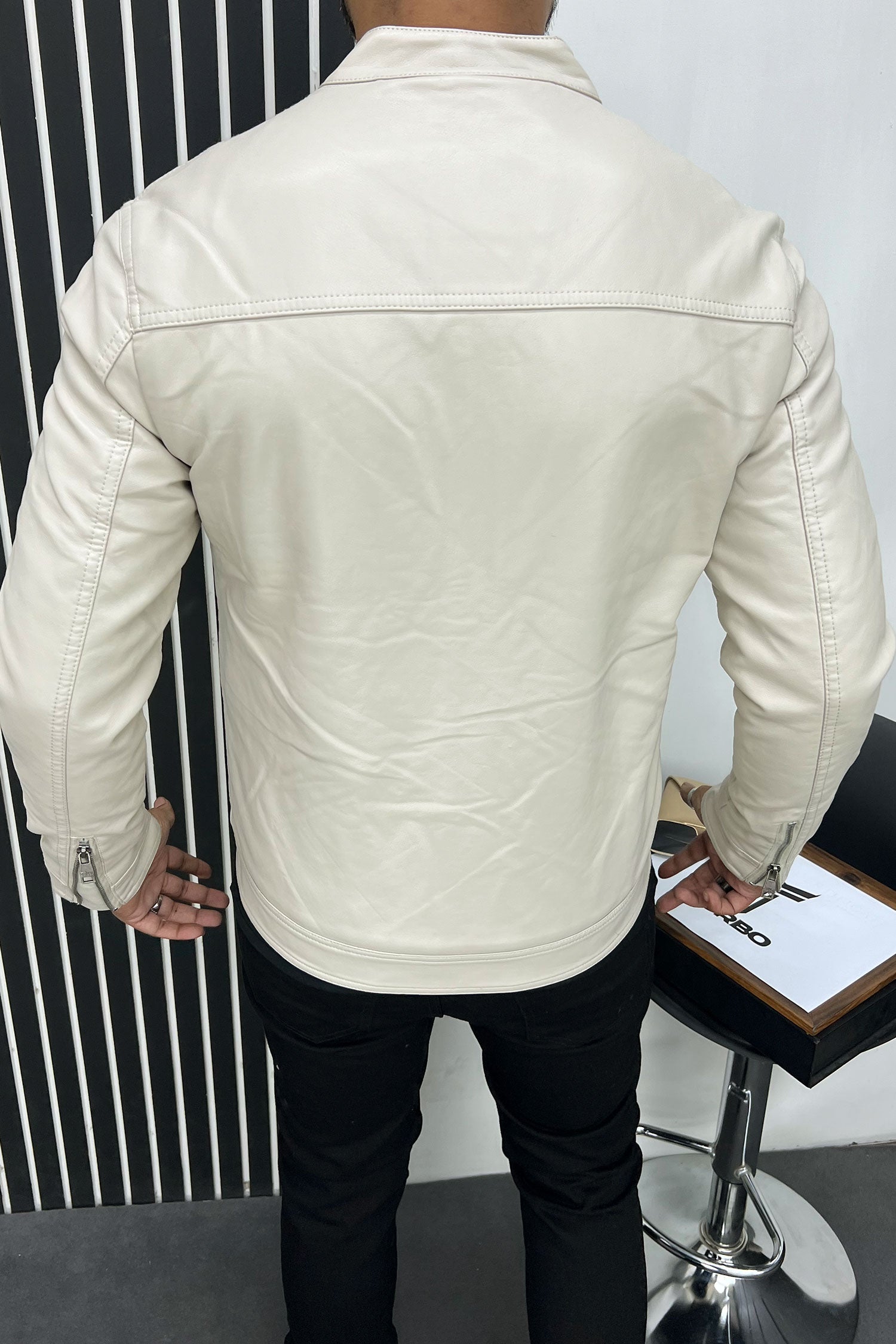 Zip Pocket Style Men's Imported Leather Jacket