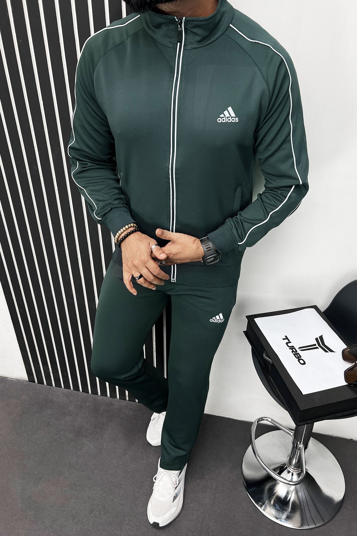 Adds Contrast Pattern Sportswear Men Zipper Tracksuit