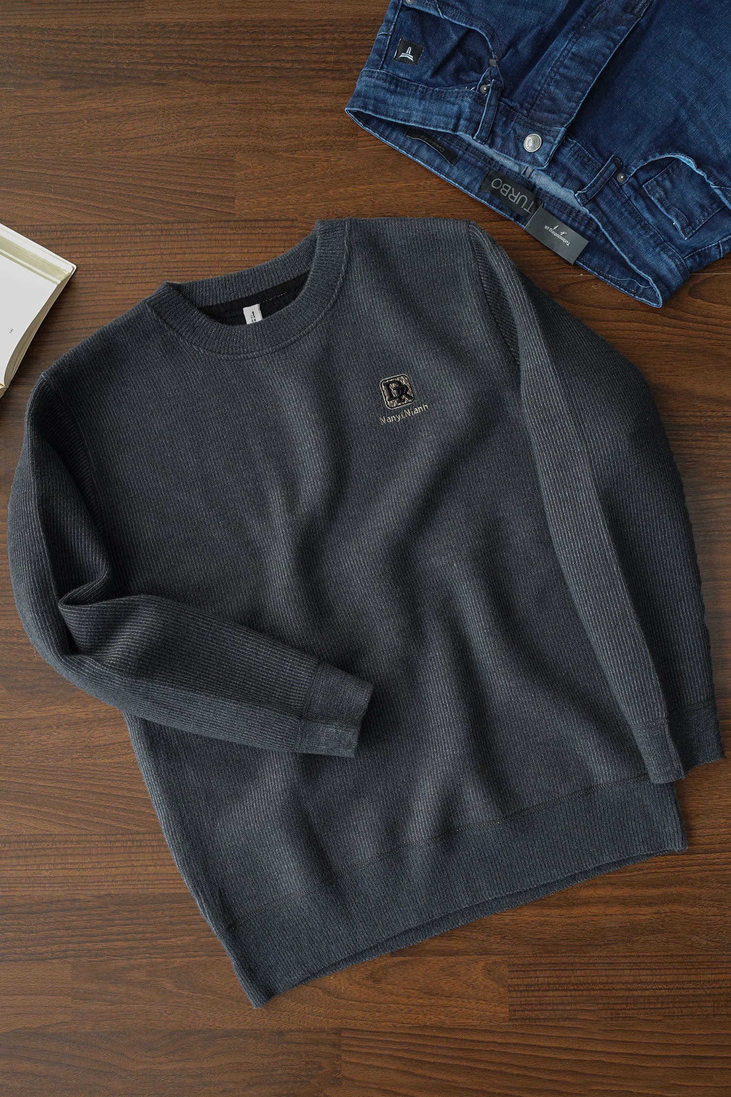 Smooth Ribbed Round Neck Imported Men's Sweatshirt