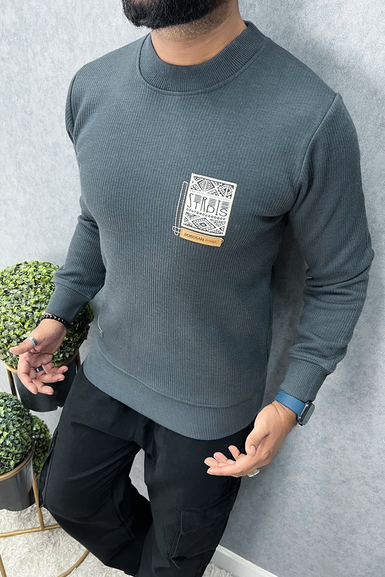 Lining Texture Round Neck Imported Men's Sweatshirt