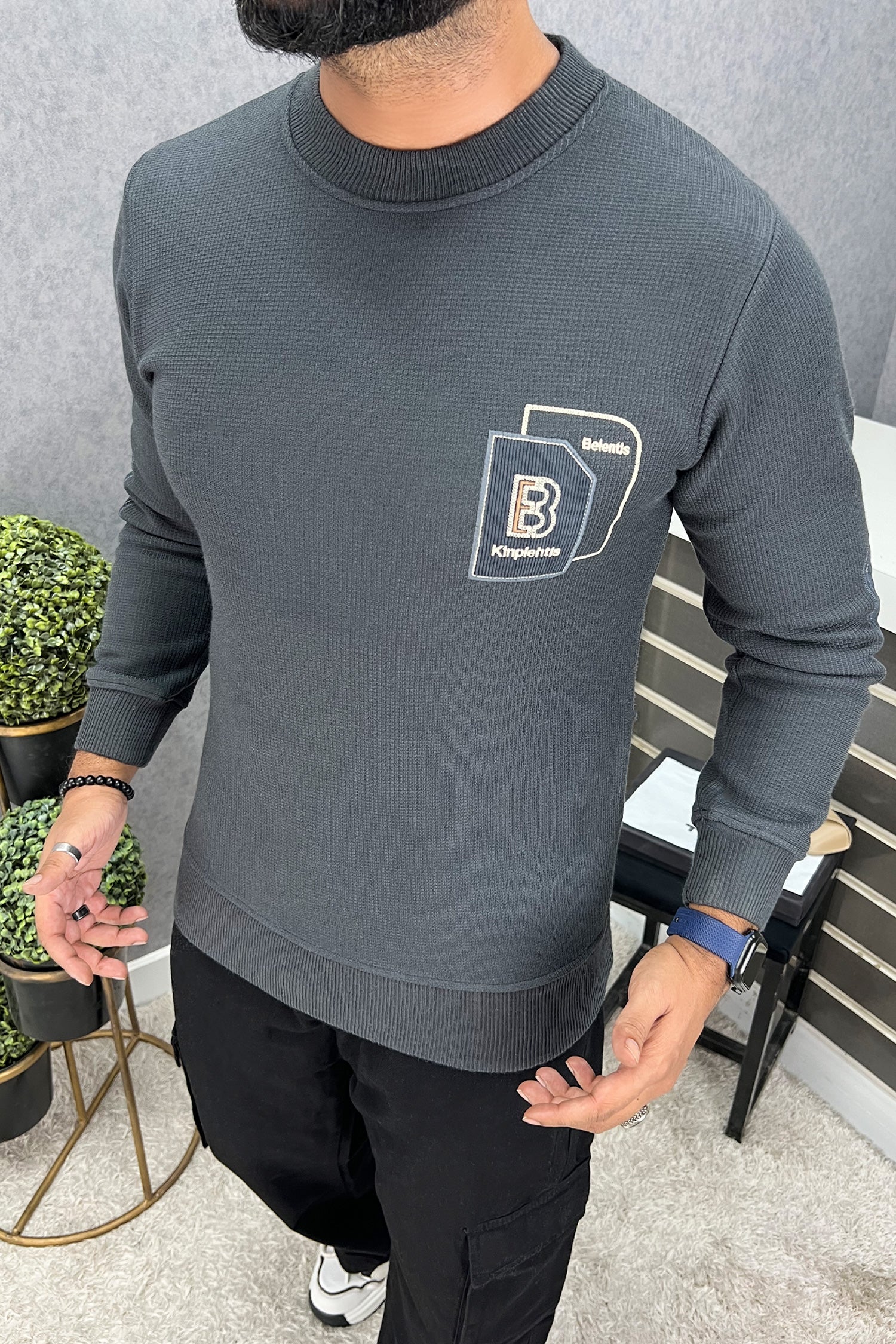 Belent Grip Bottom Round Neck Imported Men's Sweatshirt