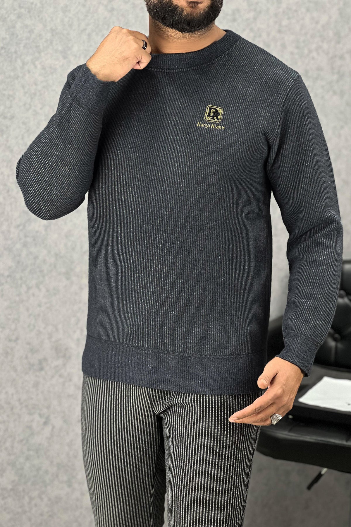 Smooth Ribbed Round Neck Imported Men's Sweatshirt