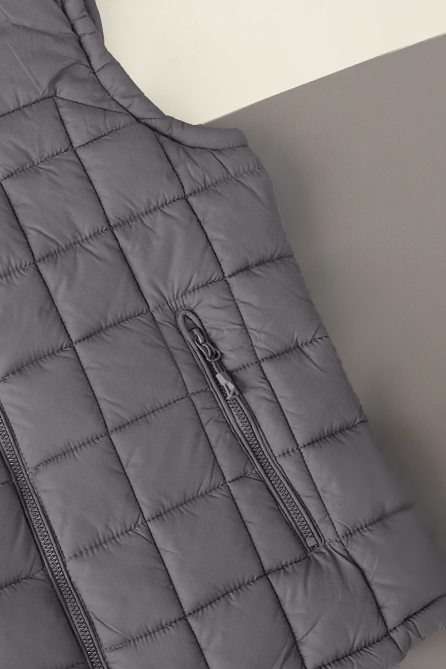 Boa Reversible Vest Detachable Hood Imported Men's Gilet
