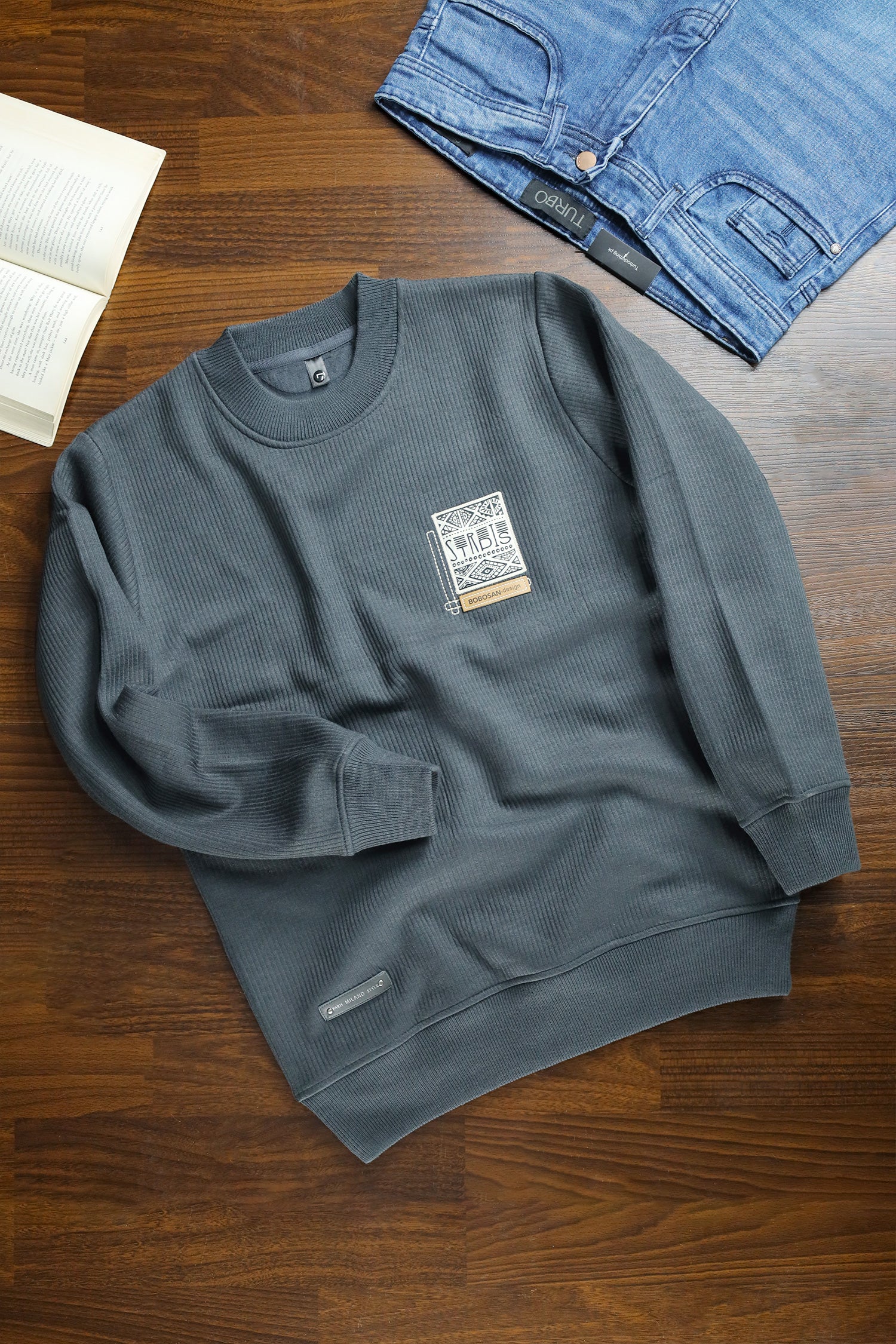 Lining Texture Round Neck Imported Men's Sweatshirt