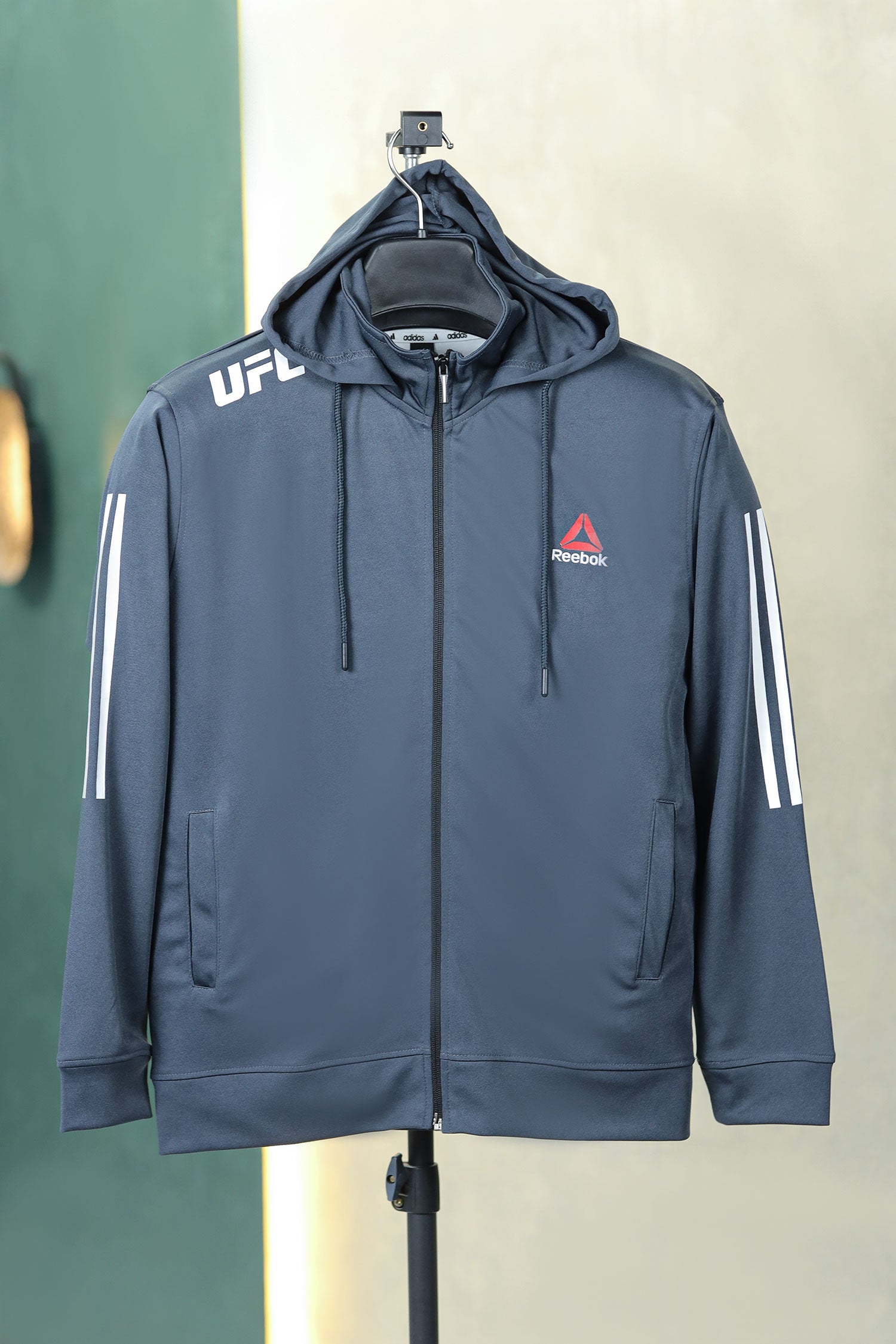 Reebk UFC Walkout Training Hood Style Men Zipper Upper