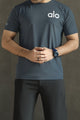 Alo Yoga Distinctive Front Logo Arrival Dry-Fit Tee
