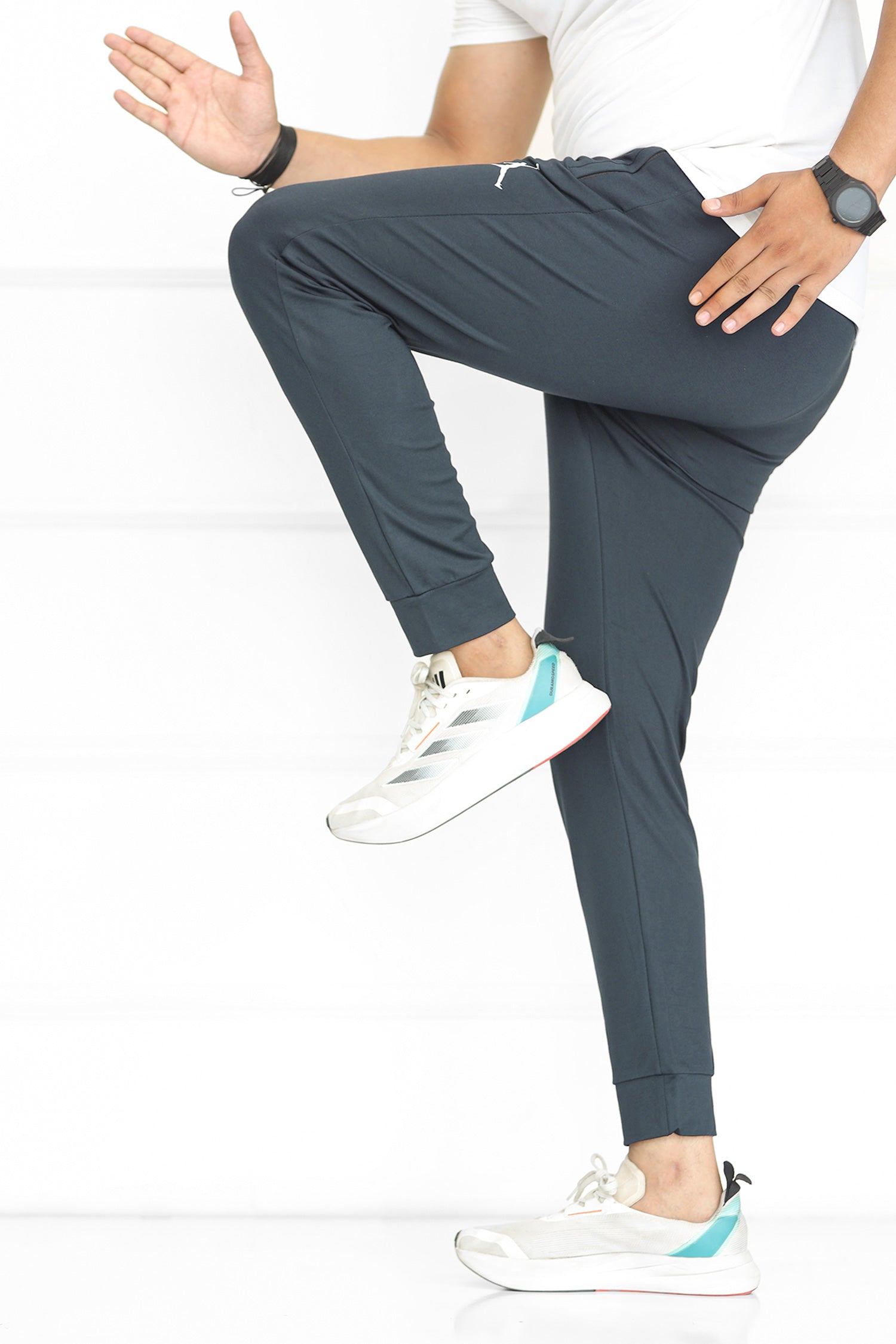 Jrdn 'Flight-Ready' Kinetic Stretch SlimFit Trouser