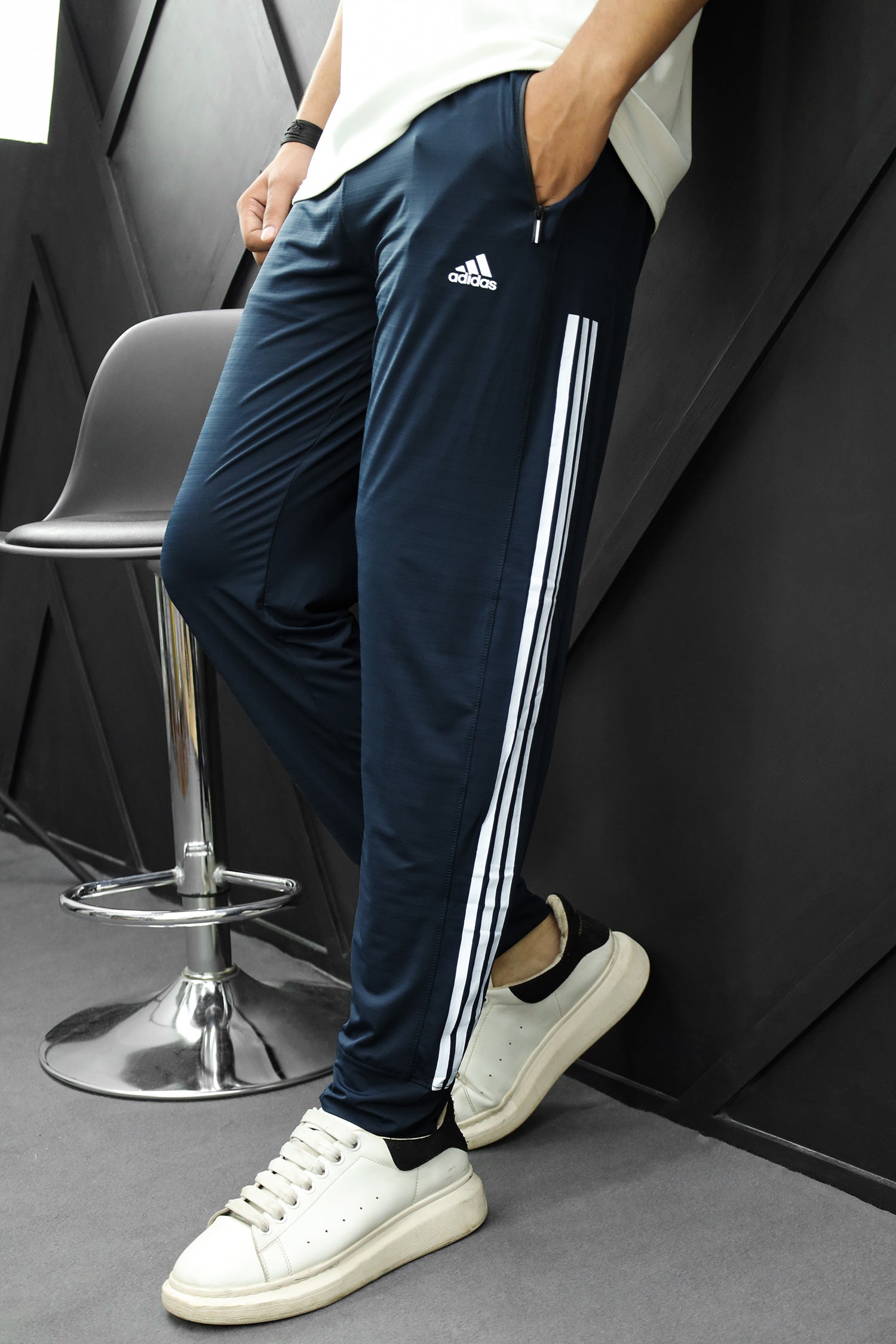 Adds Signature Side Stripes Sportswear Trouser