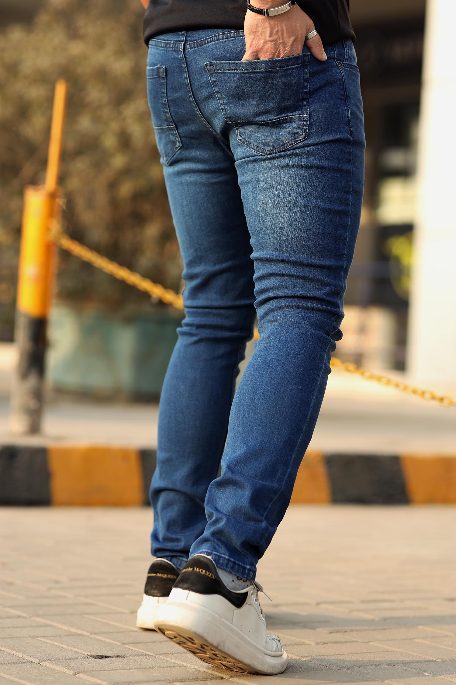 Turbo Slim Fit Jeans In Dark Blue