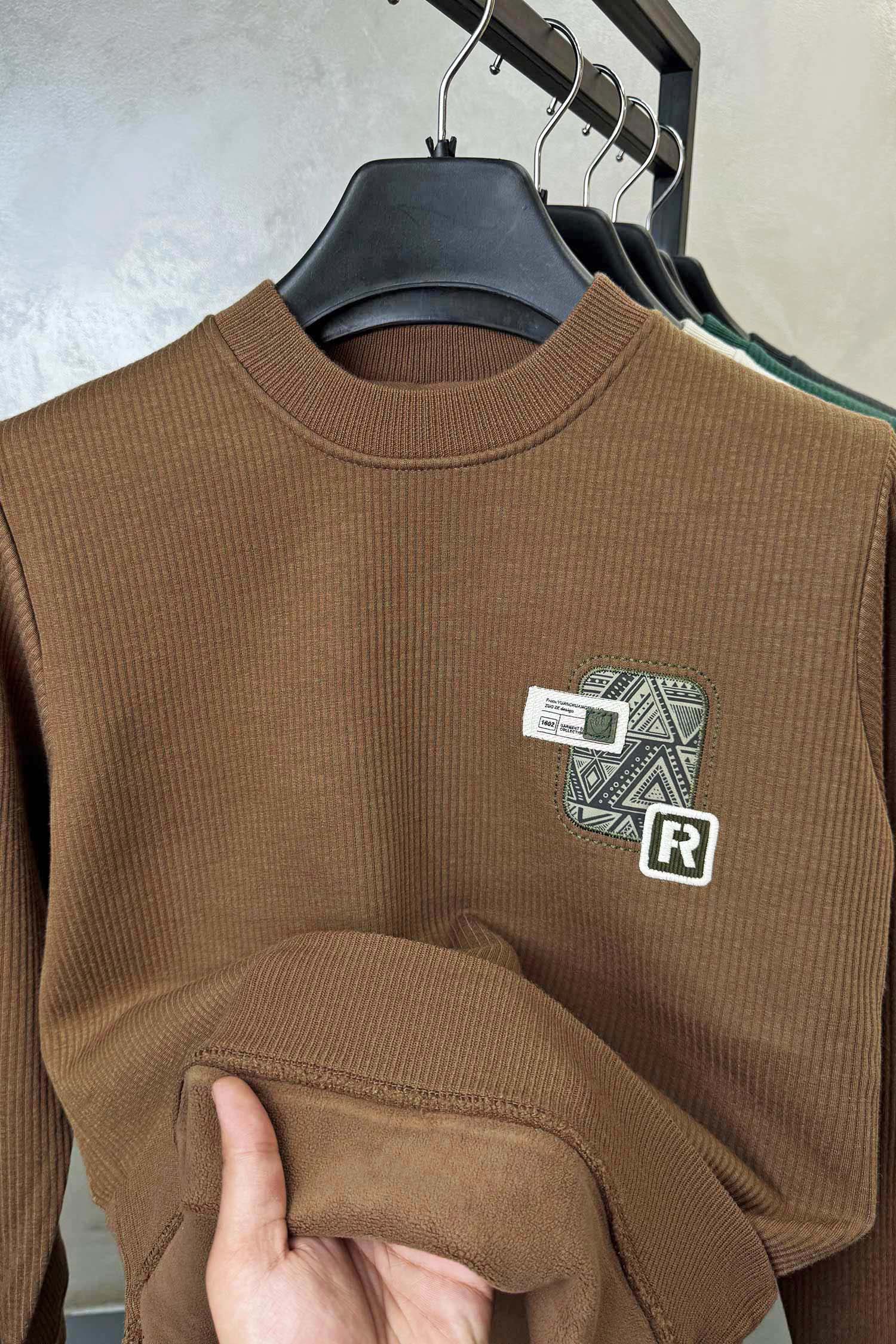 Mens PullOver Round Neck Imported Men's Sweatshirt