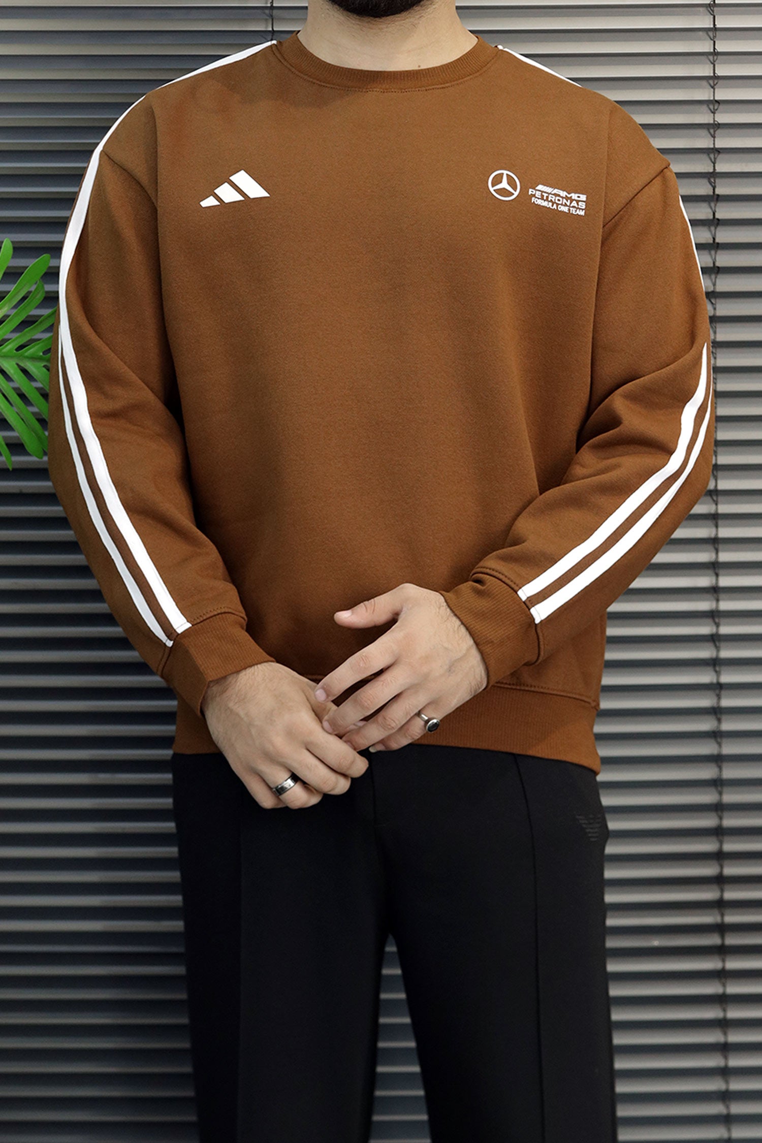 Adds x Mercds-Amg F1 Series Round Neck Men's Sweatshirt In Dark Camel