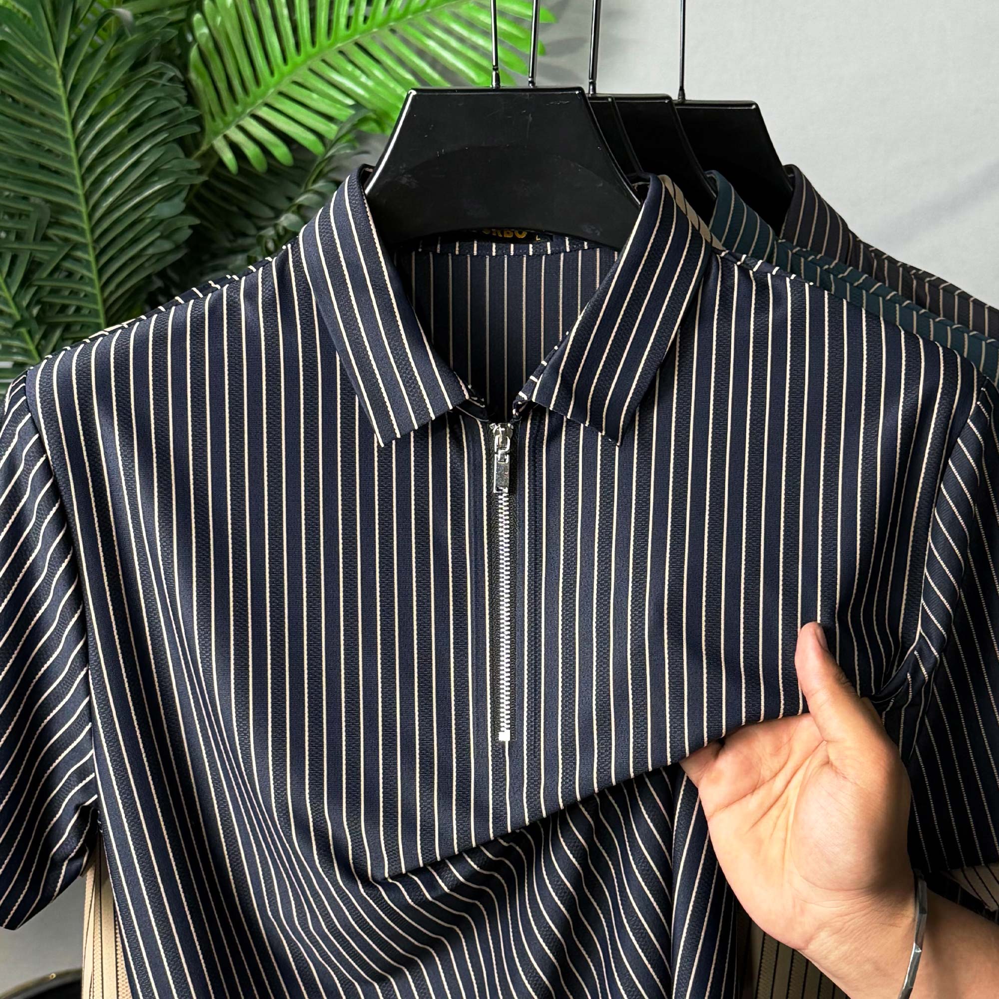 Turbo Quarter-Zip Neckline Style Polo T-Shirt