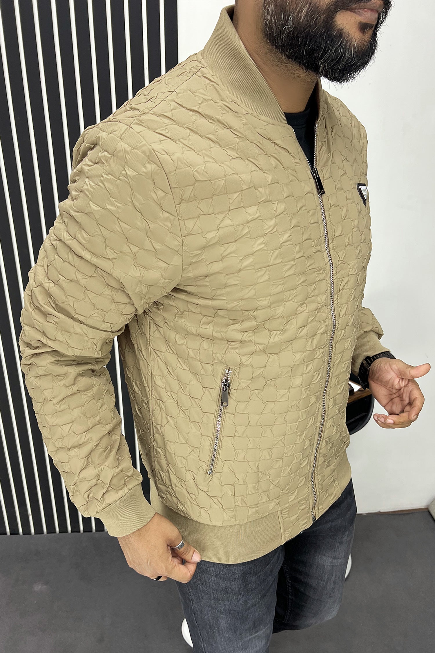 Pattern Embossed Men's Imported Light Weight Jacket