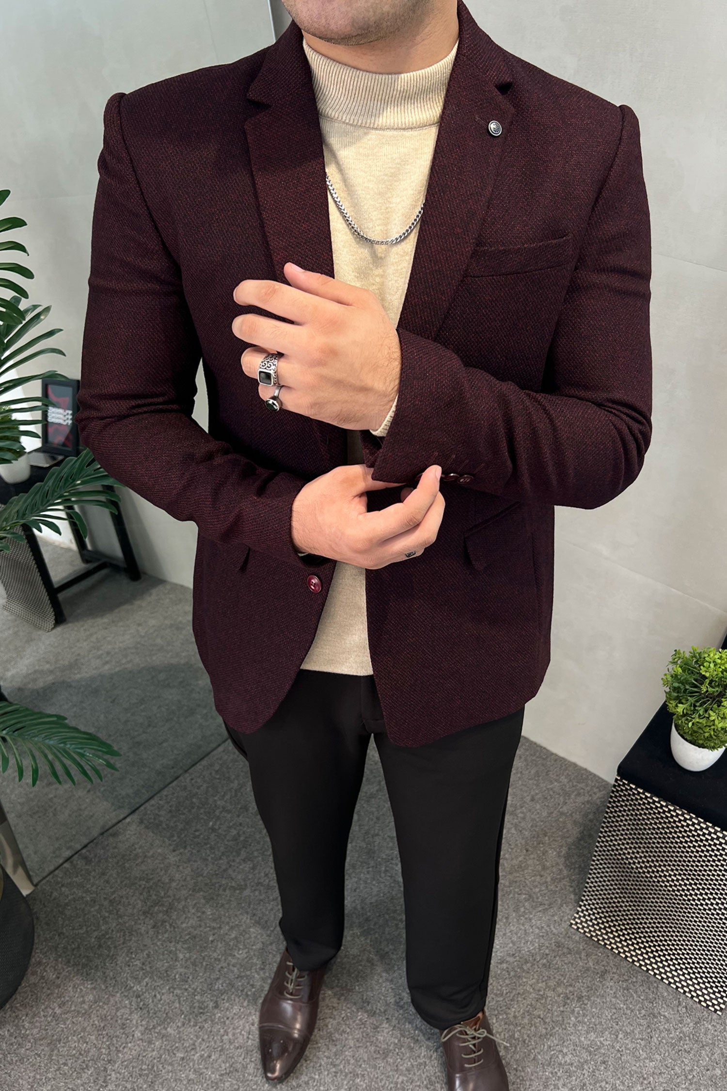 Turbo Sophisticated Matte Texture Imported Men Blazer In Dark Maroon