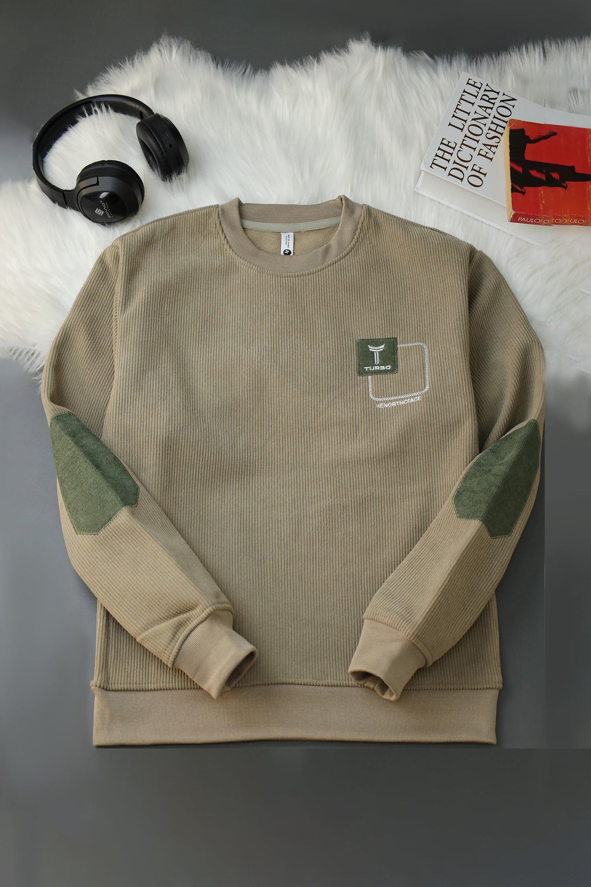 Turbo KnitWear Round Neck Men's Sweatshirt