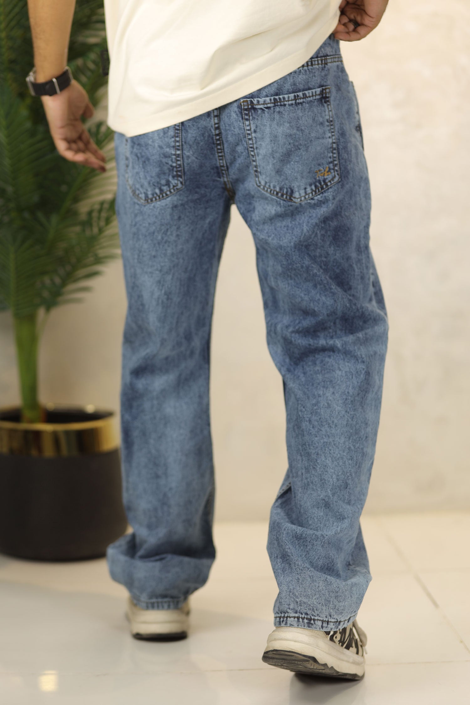 Loose Fit Turbo Jeans in Faded Blue