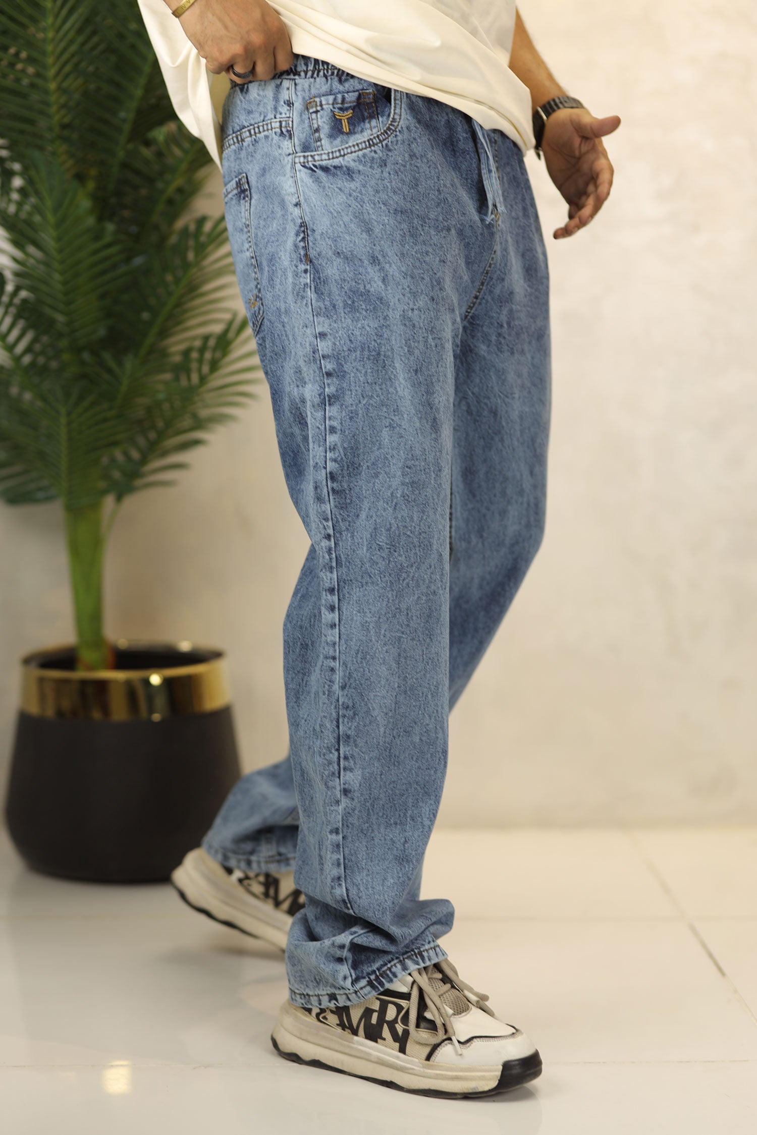 Loose Fit Turbo Jeans in Faded Blue