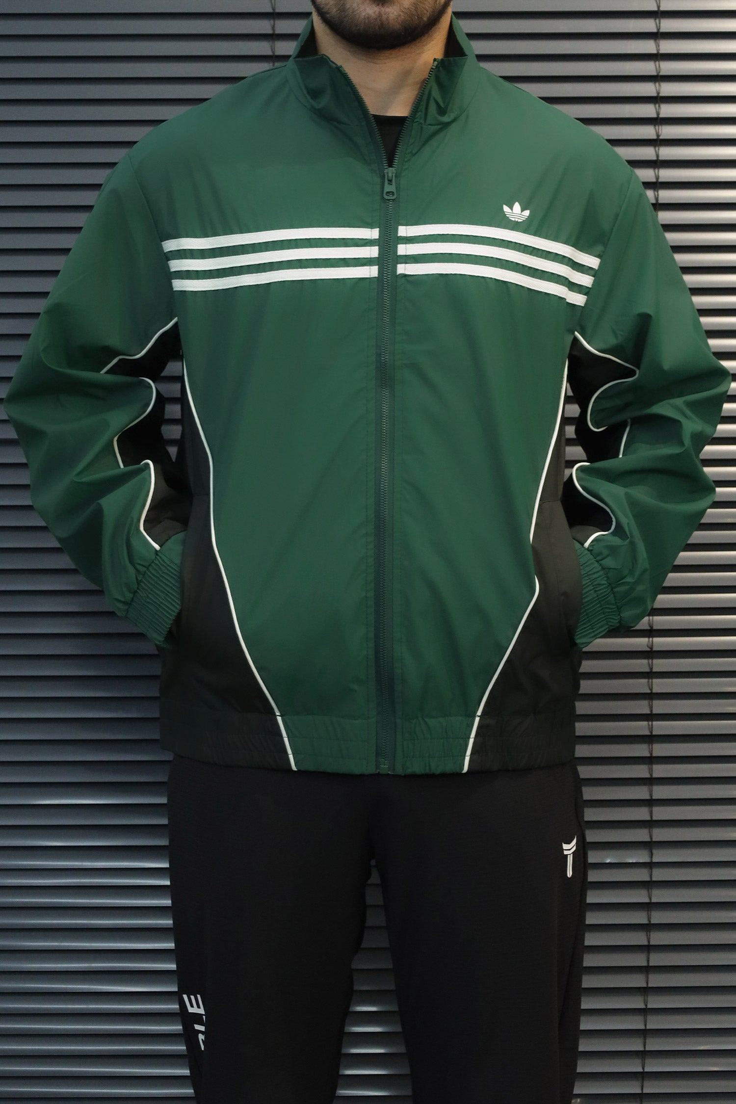 Adds Light-Weight Windbreaker Imp Men Sports Jacket In Green