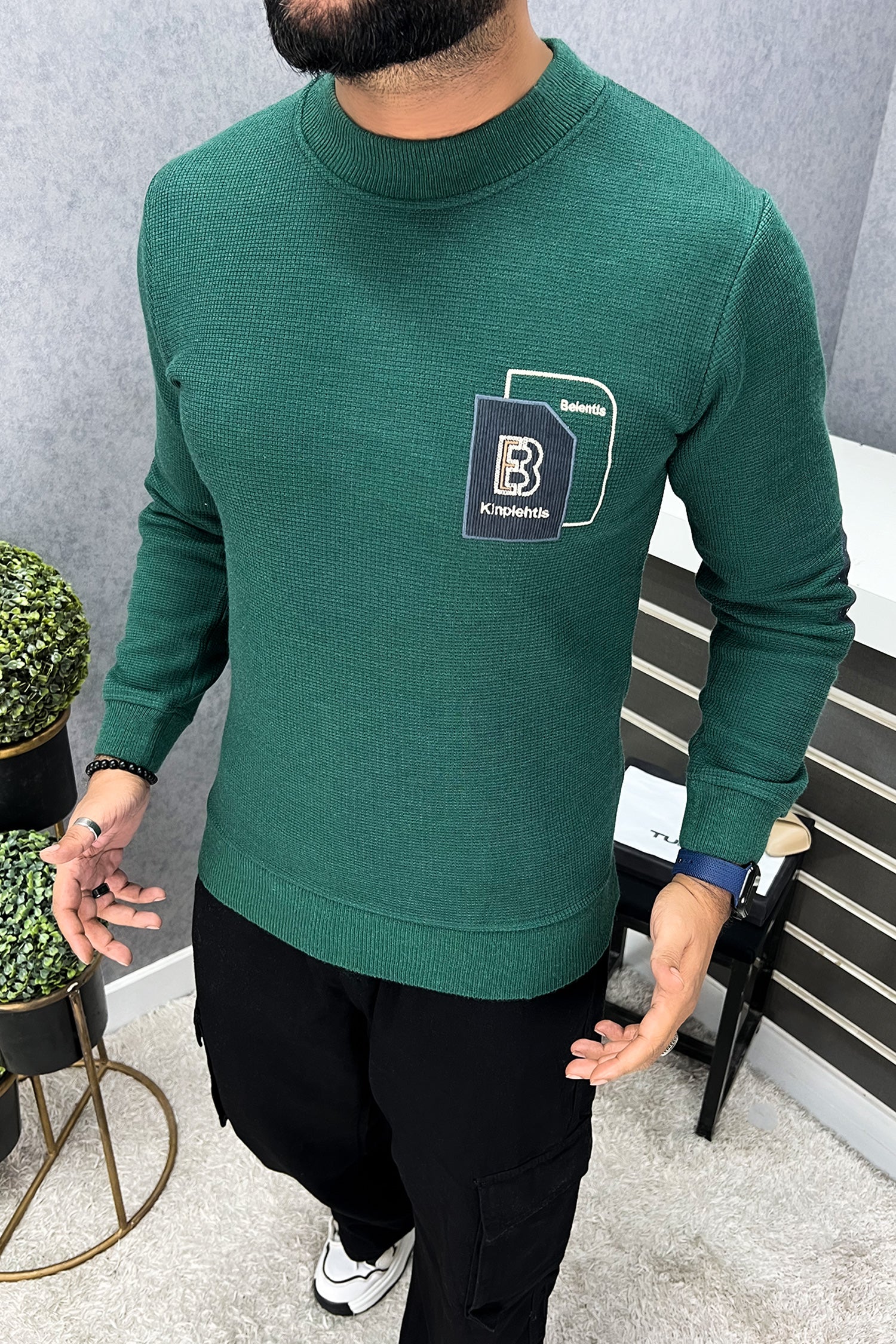 Belent Grip Bottom Round Neck Imported Men's Sweatshirt