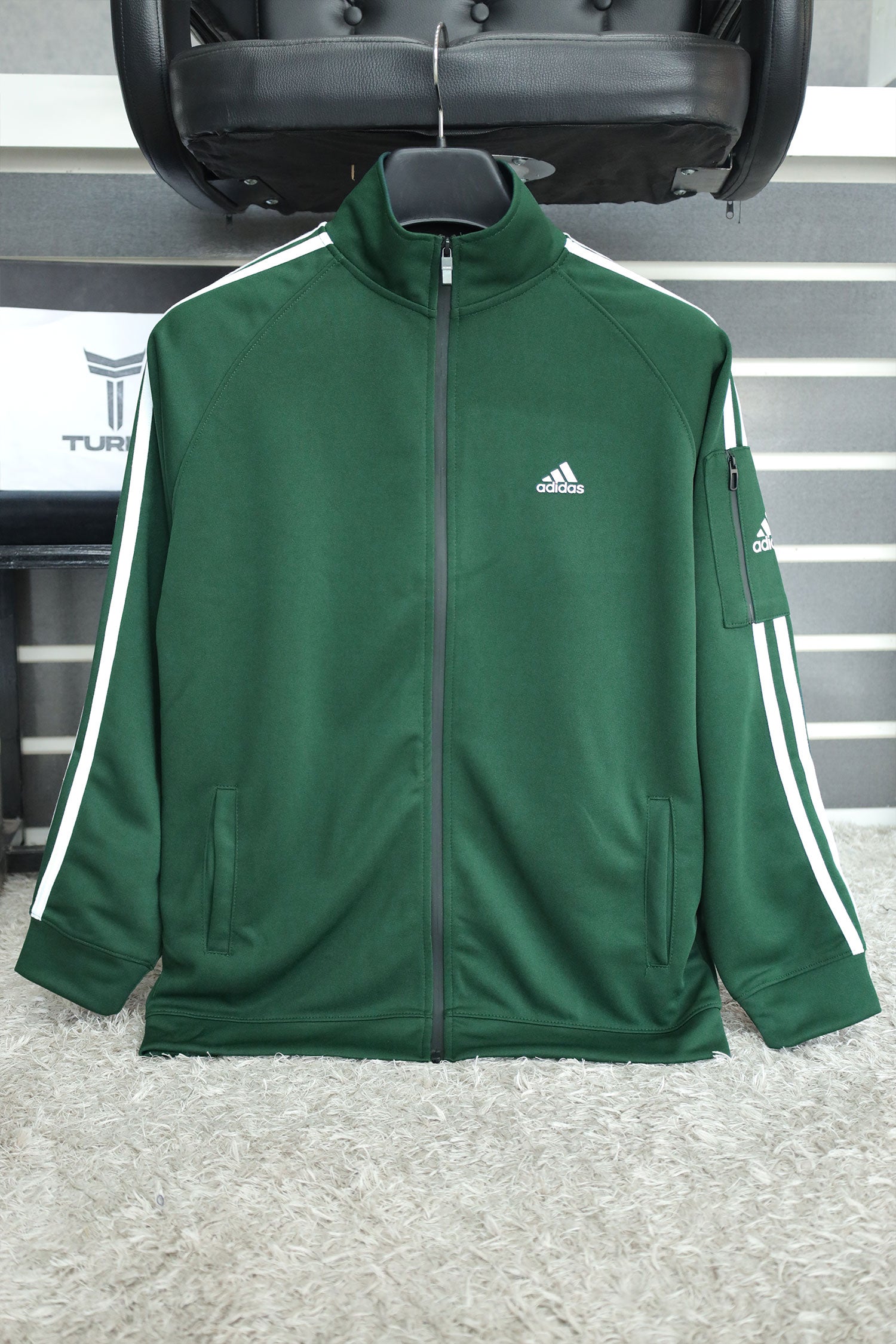 Adds Arm Pocket Style Men Zipper Upper In Green