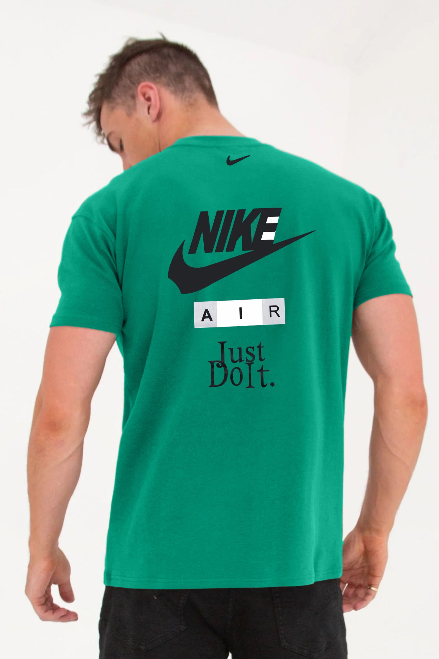 Nke Stacked Graphic Logo Crew Neck Tee