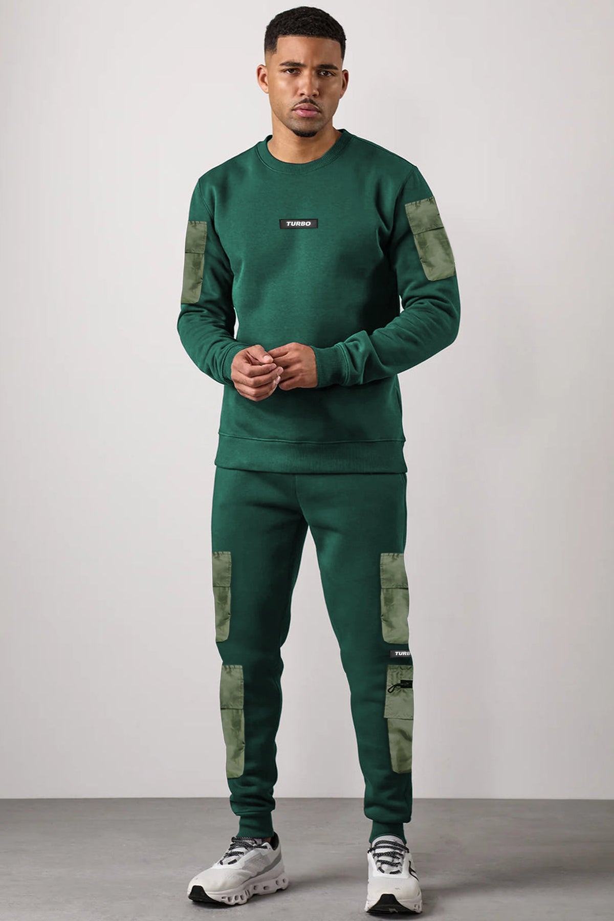 Turbo 6 Pocket Style Men Round Neck Tracksuit In Green