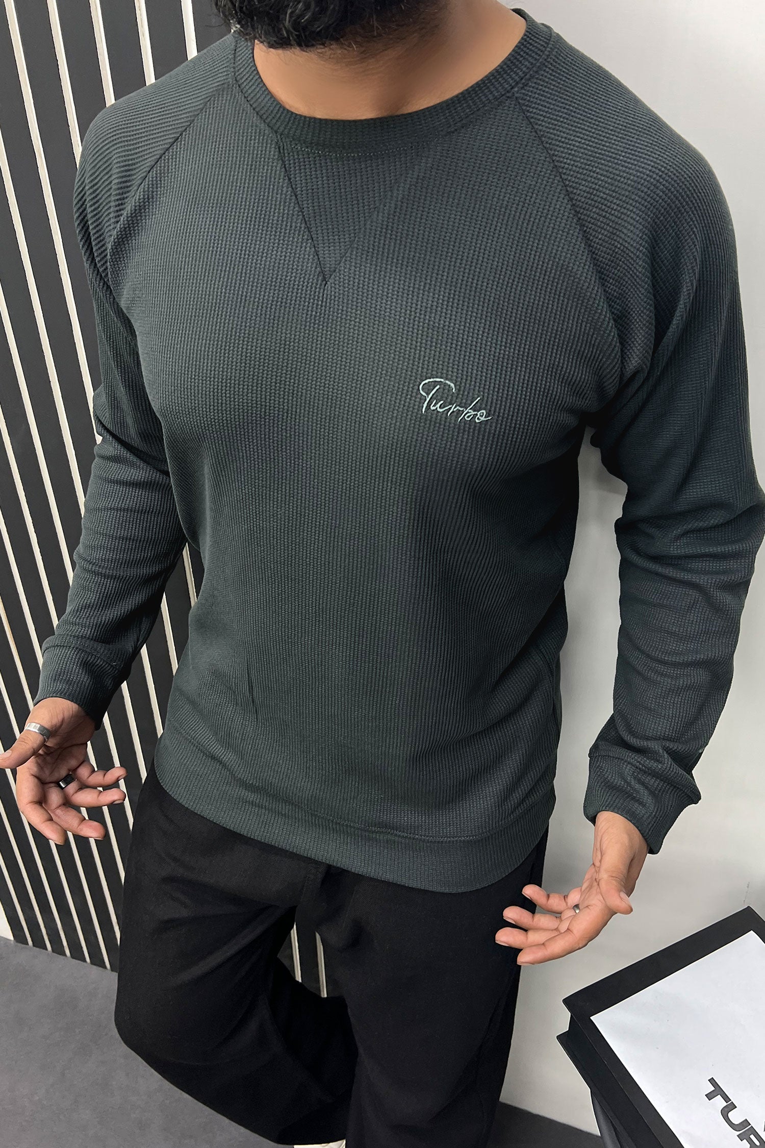 Turbo T Shoulder Style Round Neck Thermal Cotton Men's Sweatshirt