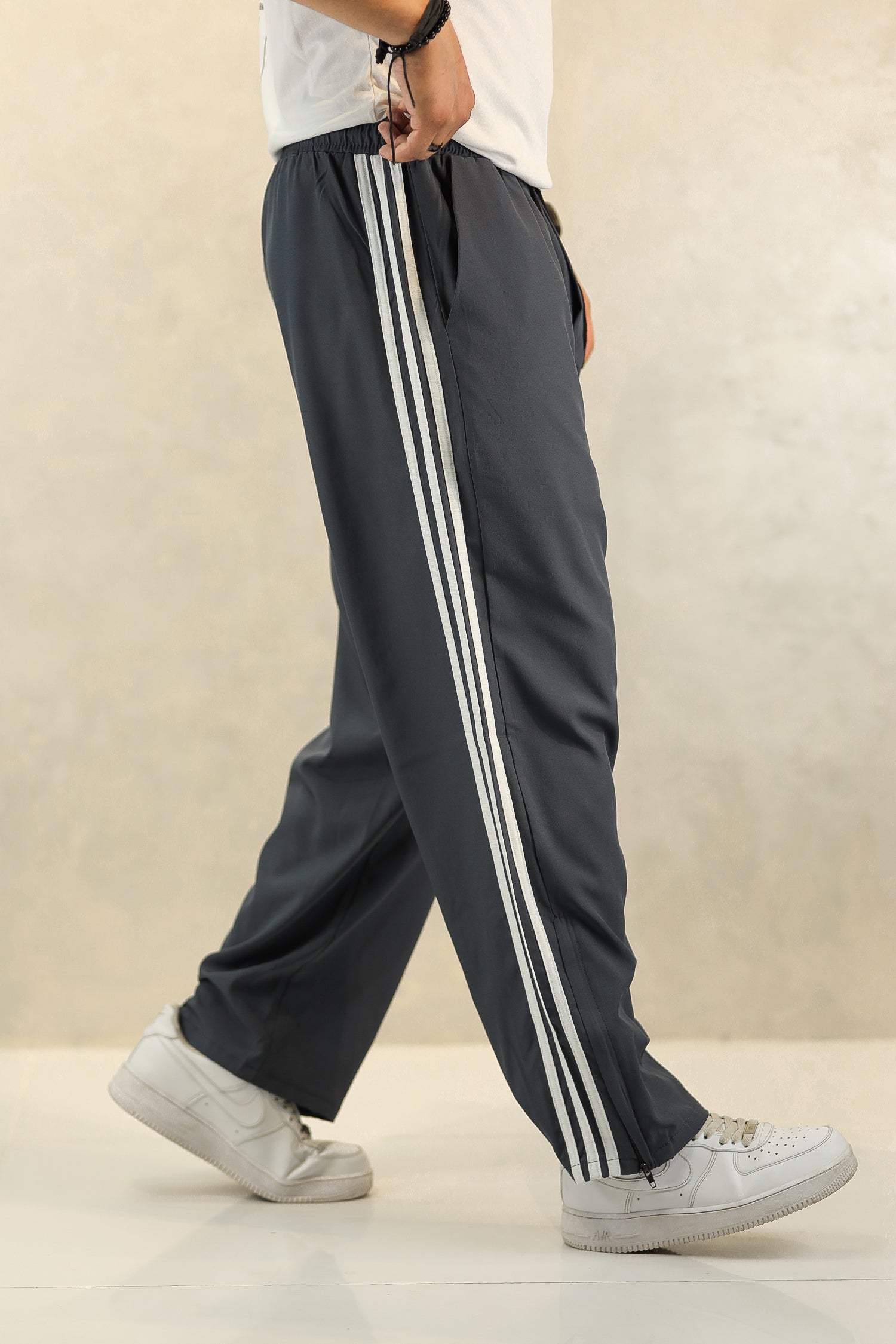 Adds Loose Bottom Zip Style Imported Sportswear Trouser