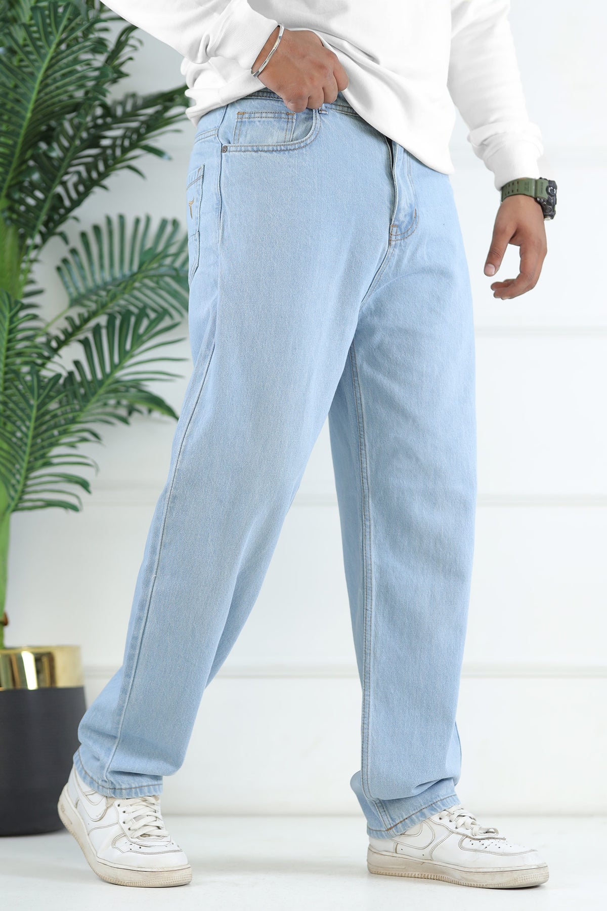Turbo Men's Light Faded Baggy Jeans In Ice Blue