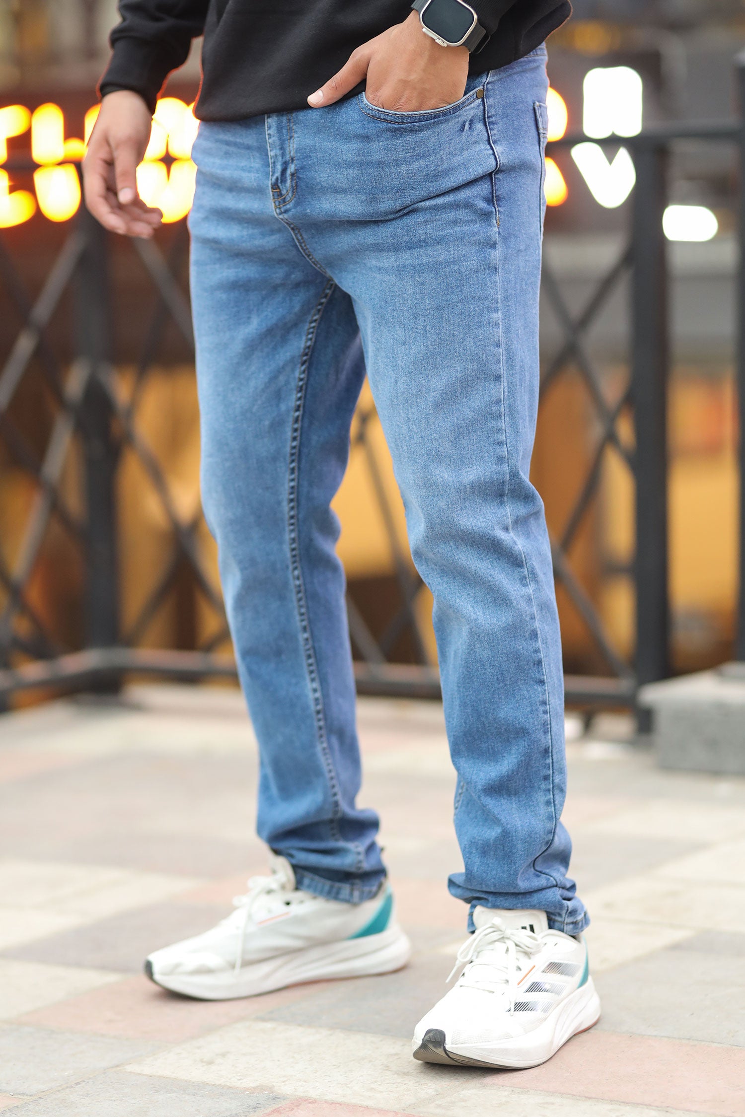 Slim Fit Light Shaded Turbo Jeans In Light Blue