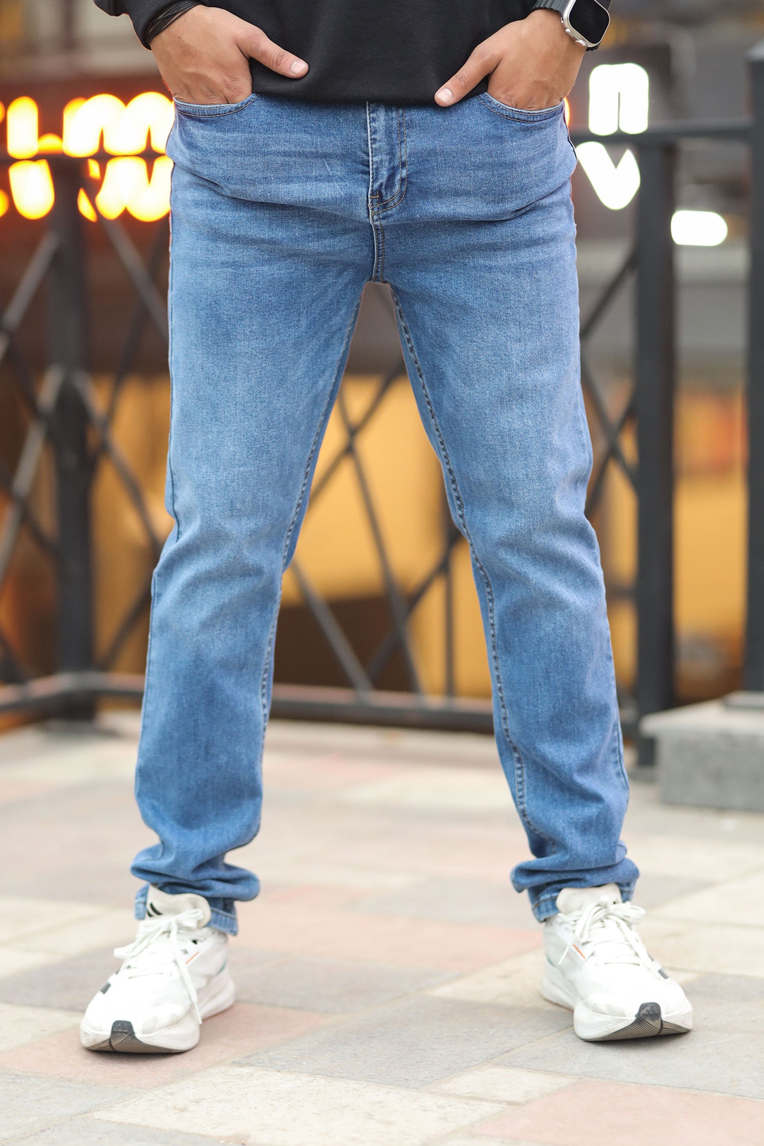 Slim Fit Light Shaded Turbo Jeans In Light Blue