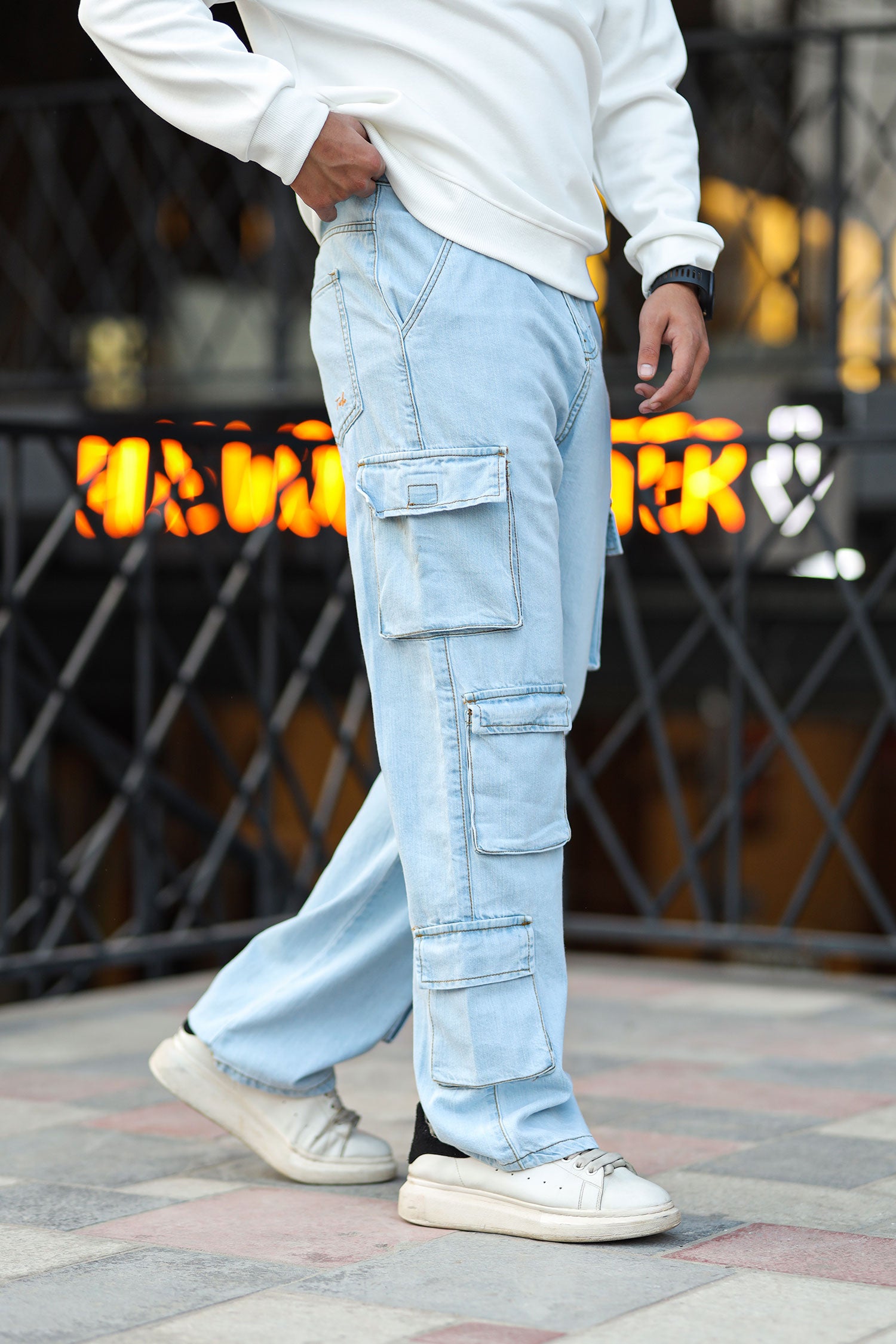 Turbo Pocket Design Cargo Denim Jeans In Ice Blue