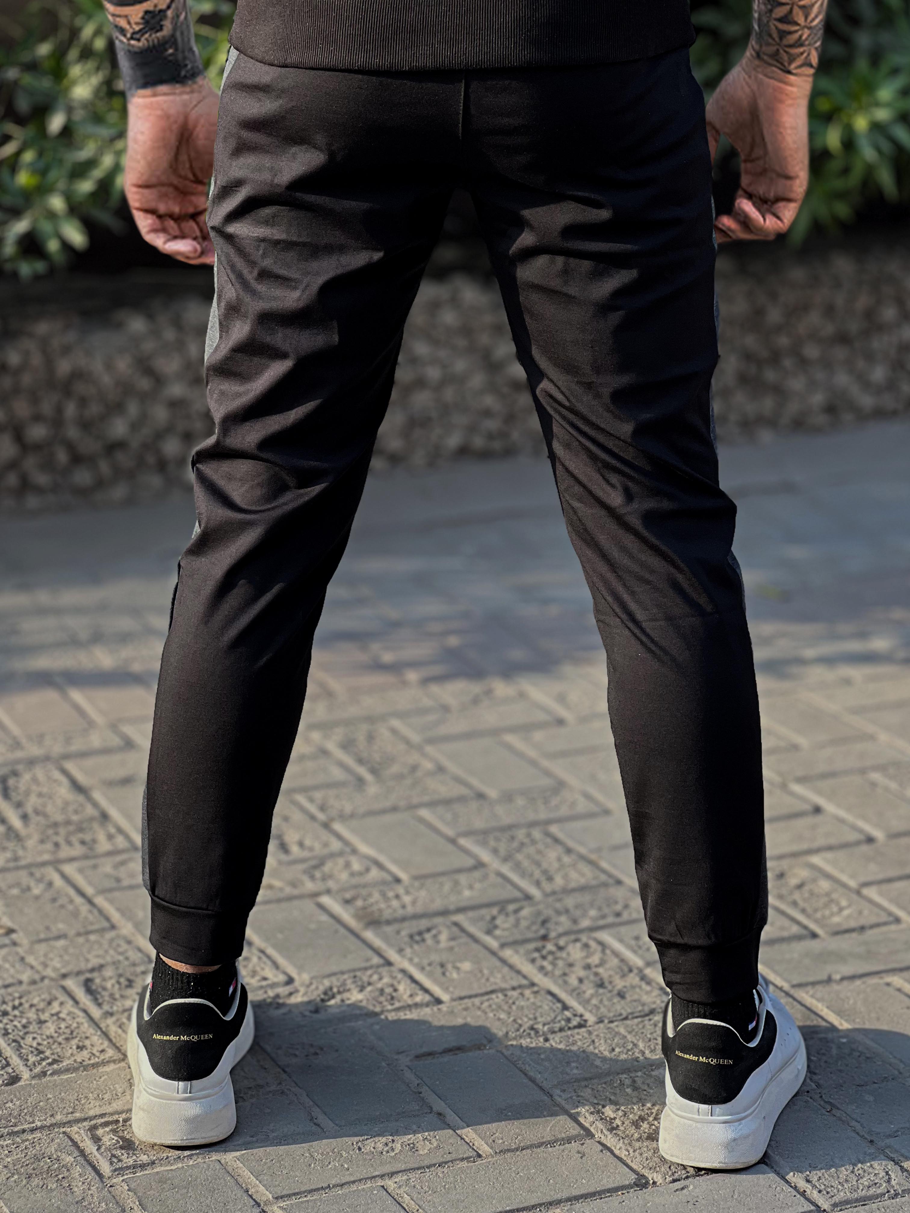 Nke Side Stripes Men Sports Trouser In Black