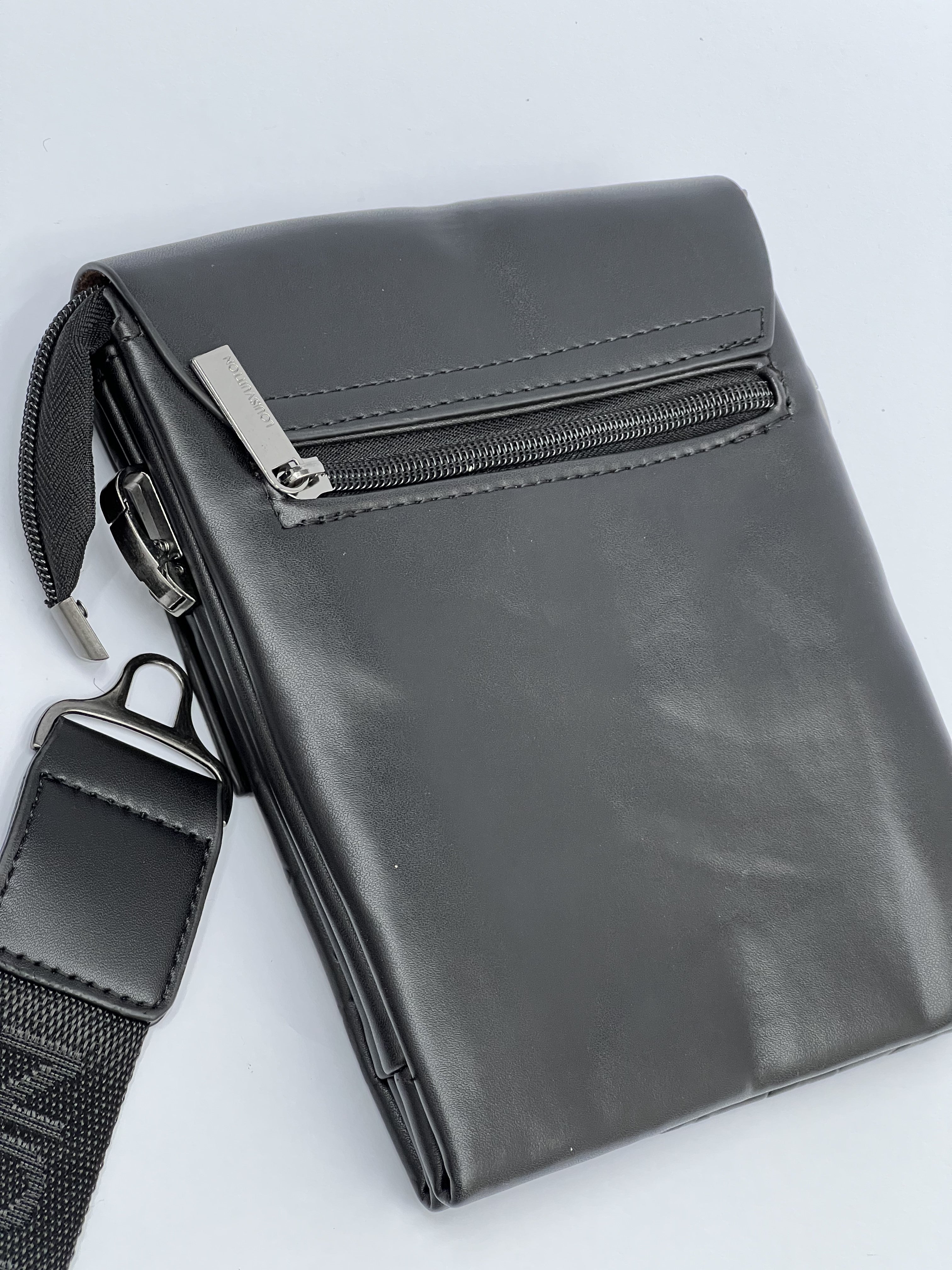 Lus Vtn Cross Body Bag in Black