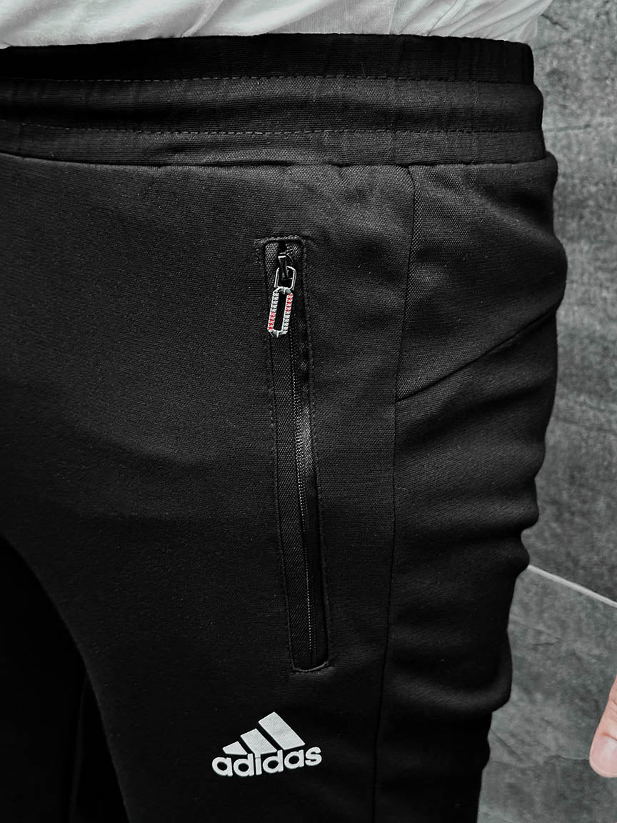 Adds Reflector Logo Grip Bottom Men Trouser In Black