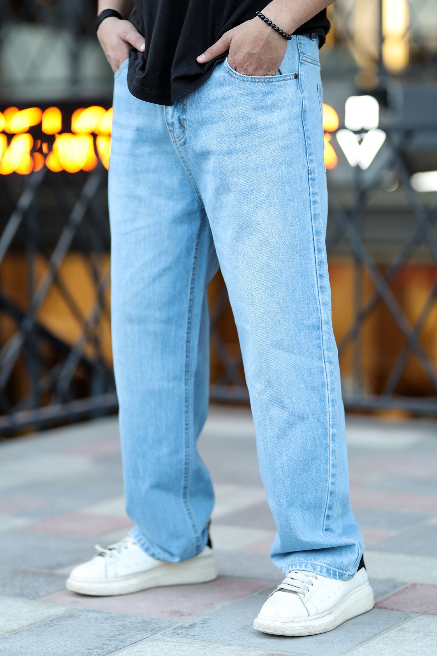 Loose Fit Light Shaded Turbo Jeans in Light Blue