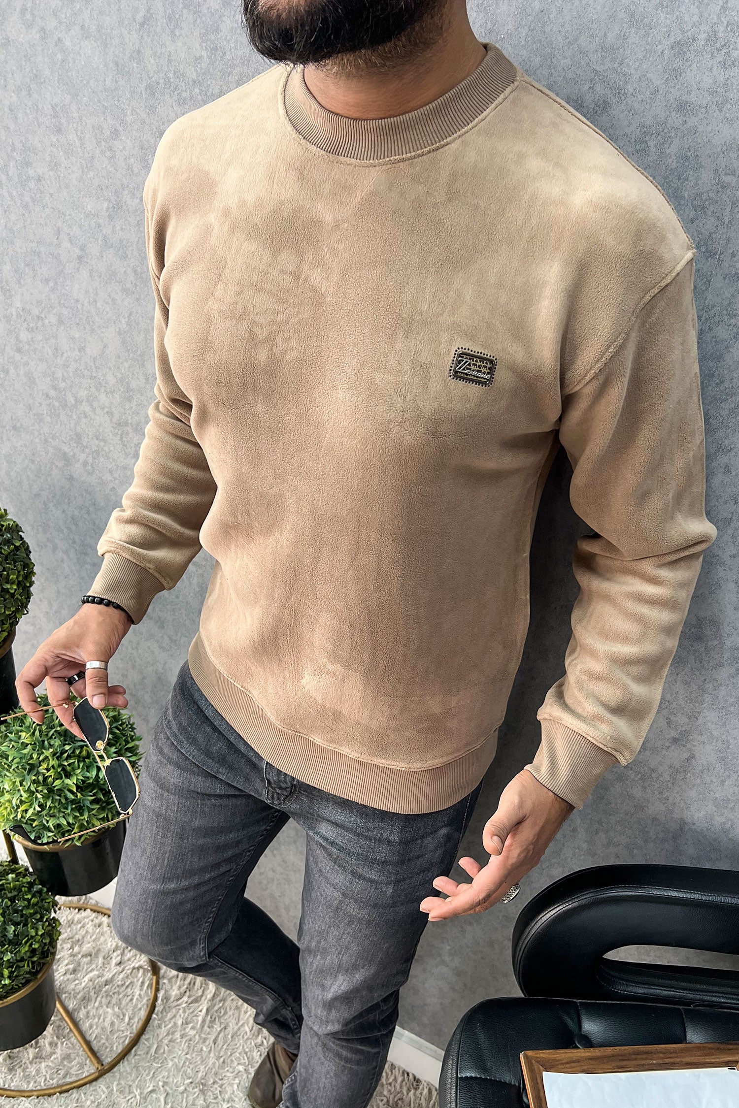 Cozy Plain Round Neck Imported Men's Sweatshirt