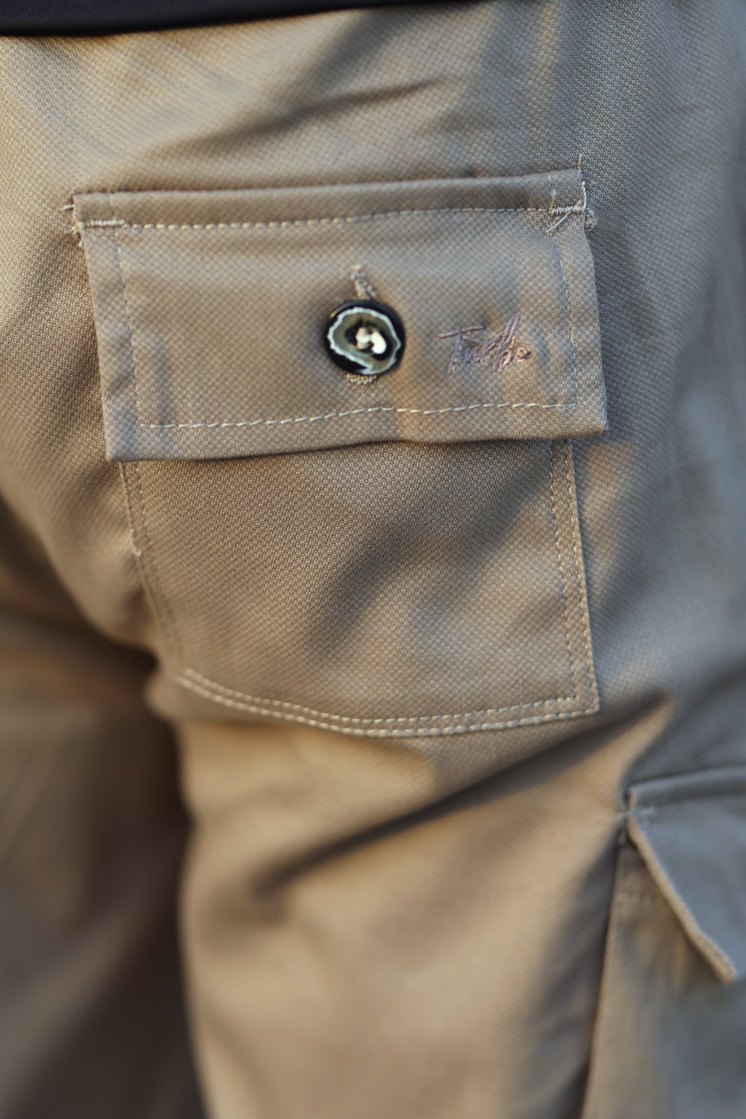 Turbo Loose Bottom Cargo Trouser In Light Brown