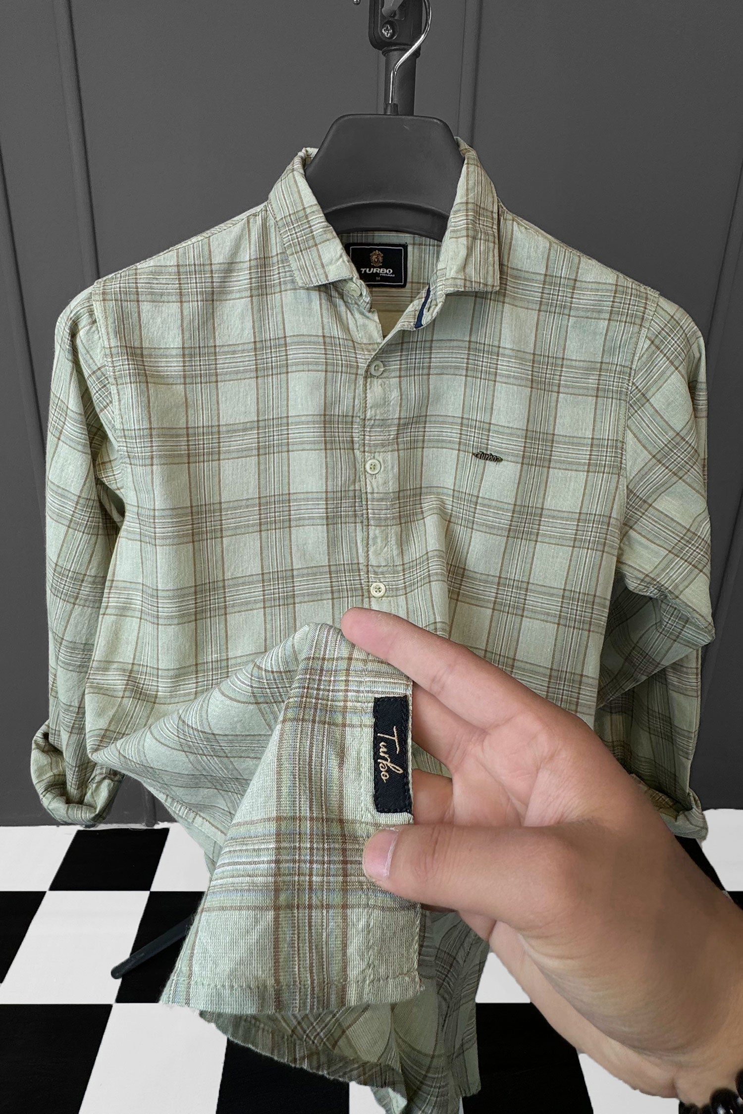 Turbo FearLess Checked Long Sleeve Cotton Casual Shirt