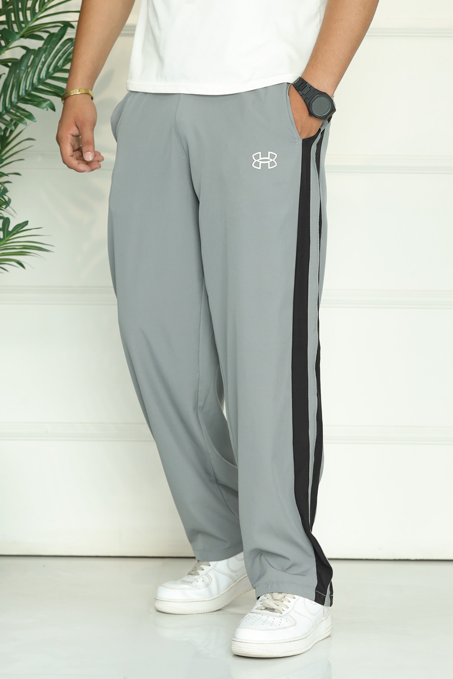 Undr Armr Micro-Tech Heritage Stripe Sportswear Trouser