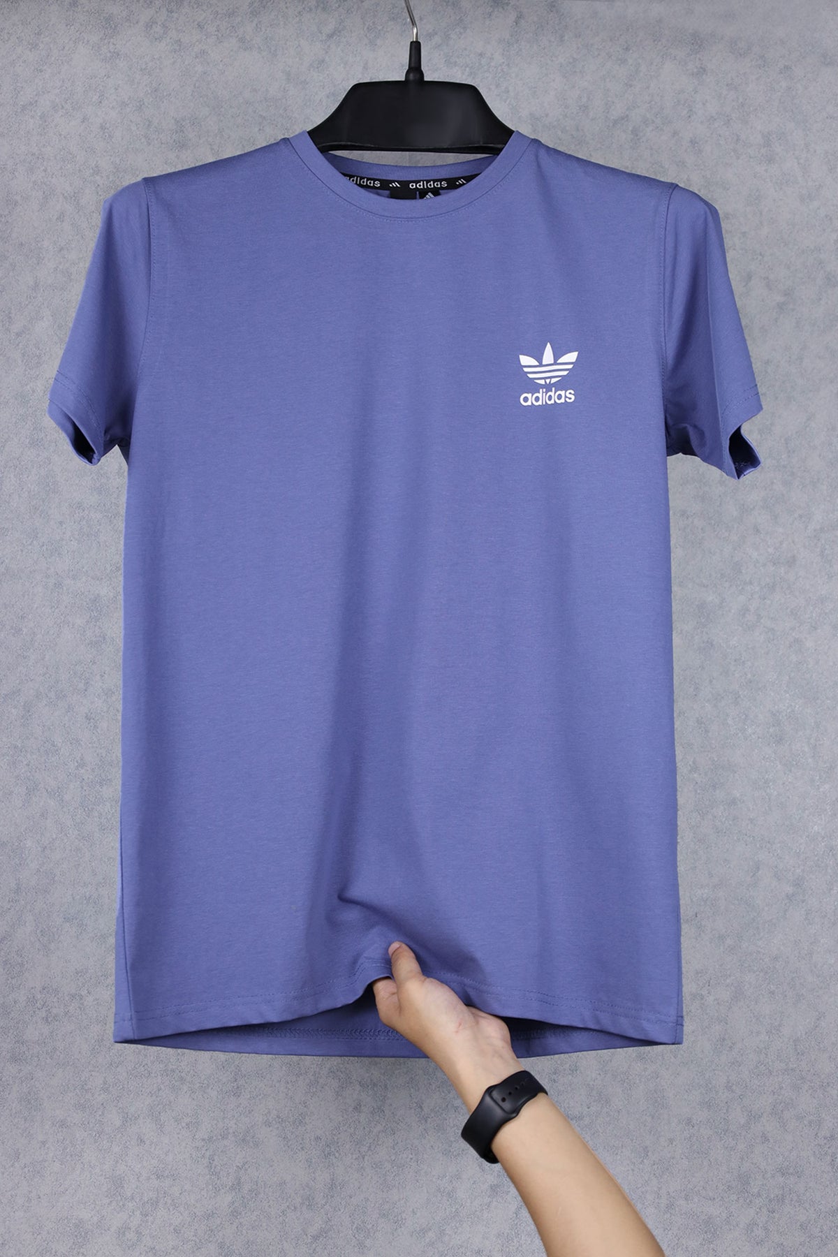 Adds AdiColor Signature Crew Neck Tee