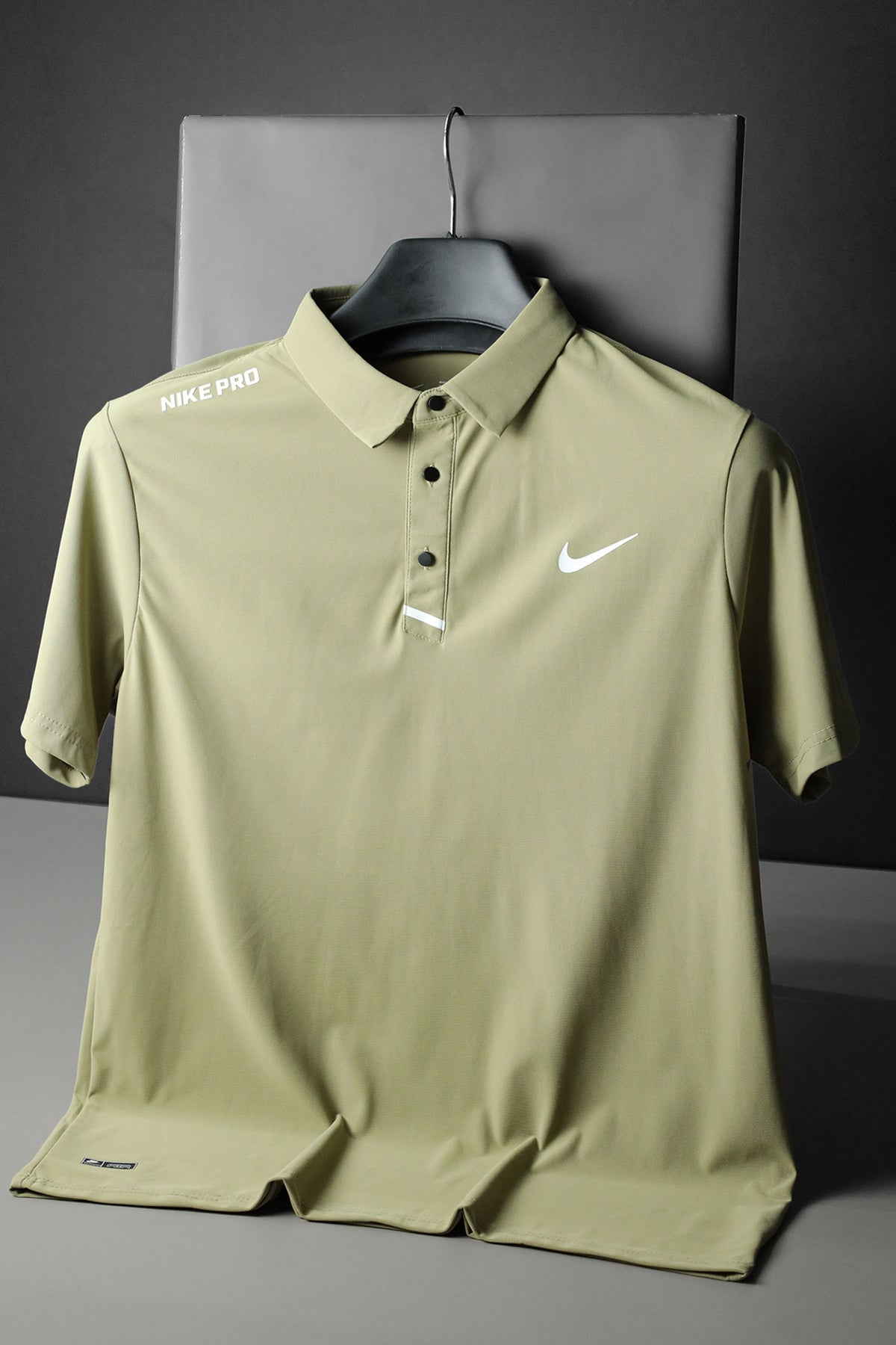Nke Court Tennis Dryfit Polo Shirt In Light Sage