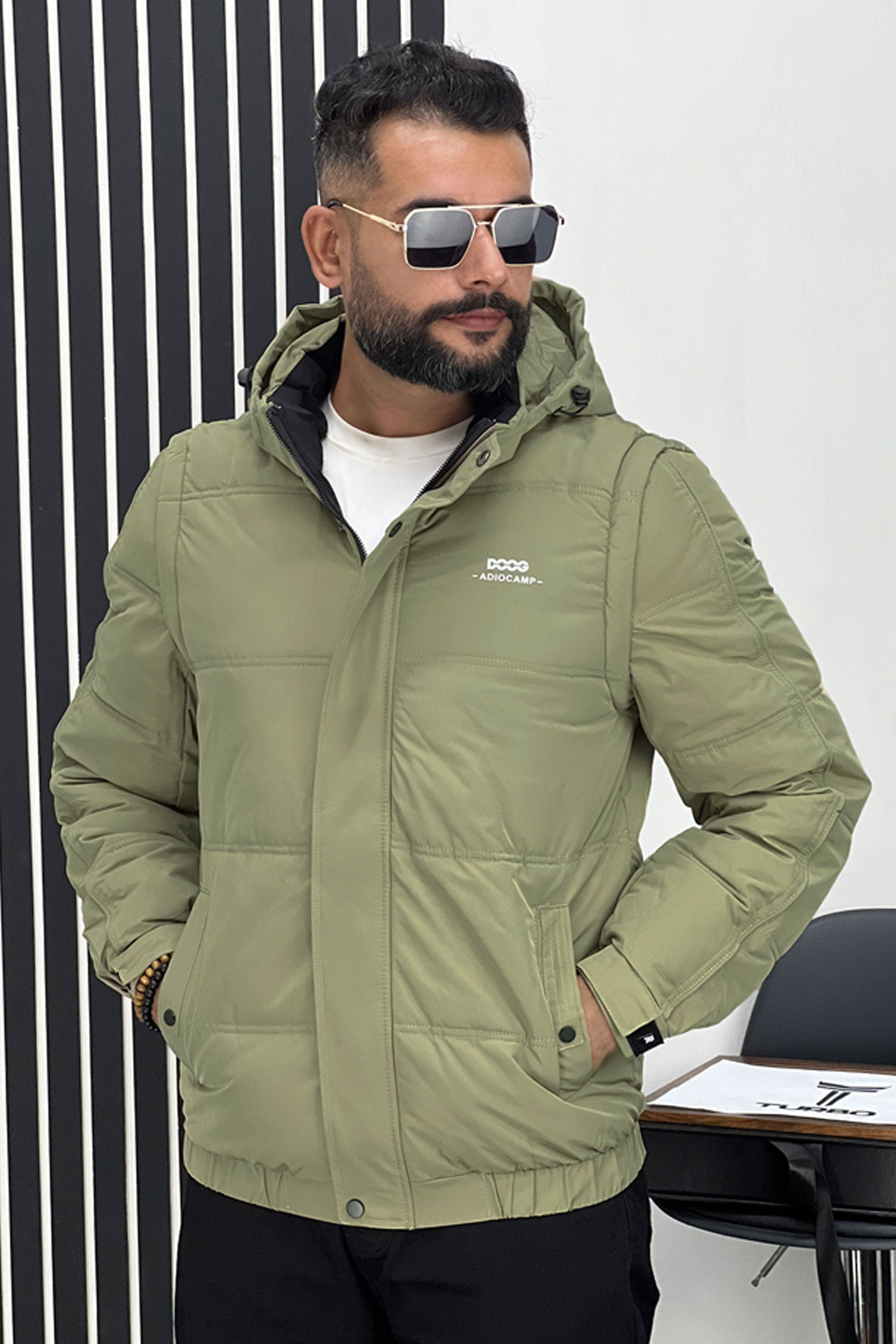 Camping Removable Sleeves Imported Puffer Jacket