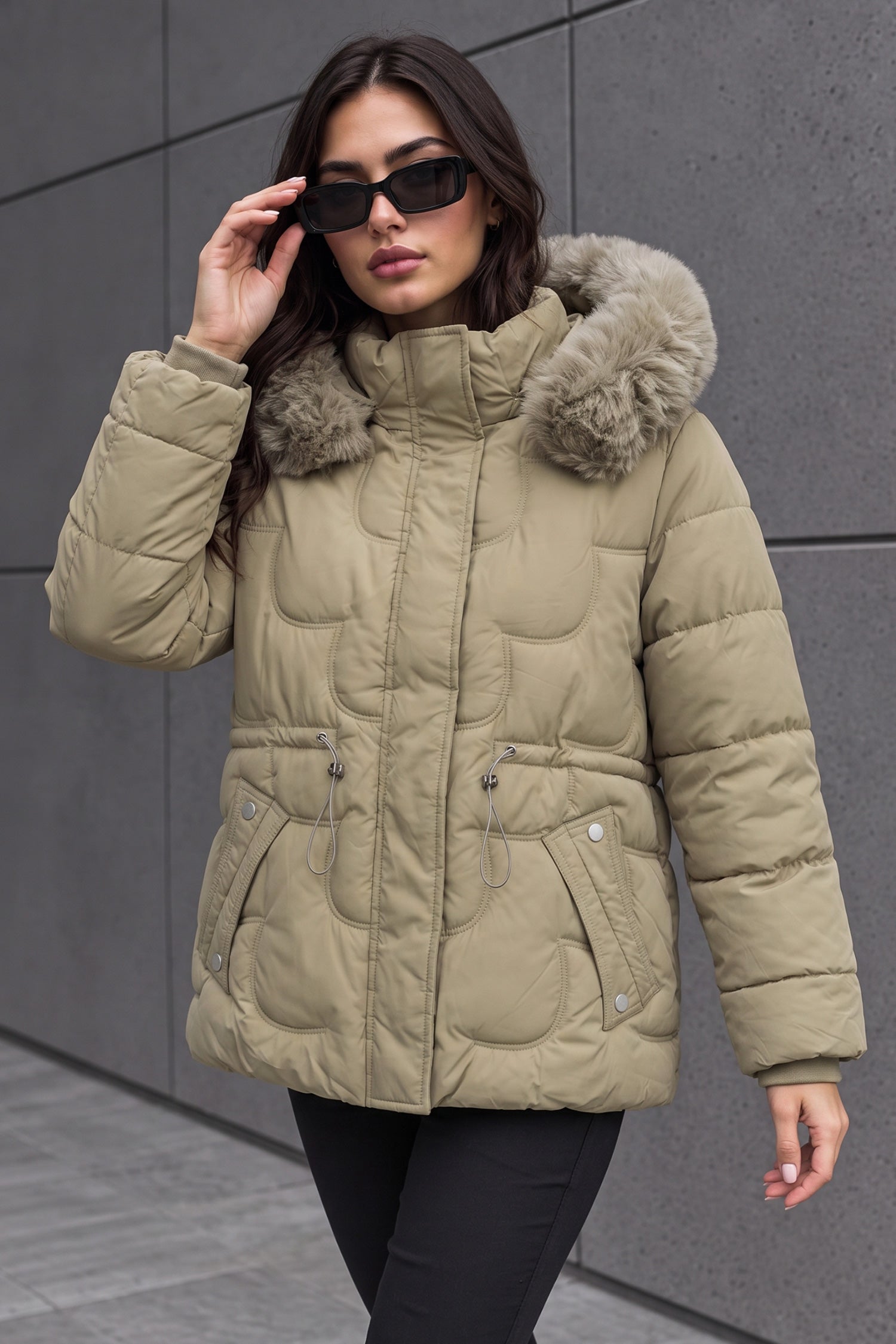 Women Scallop-Patterned Detachable Arm & Hood Imported Puffer Jacket In Light Skin