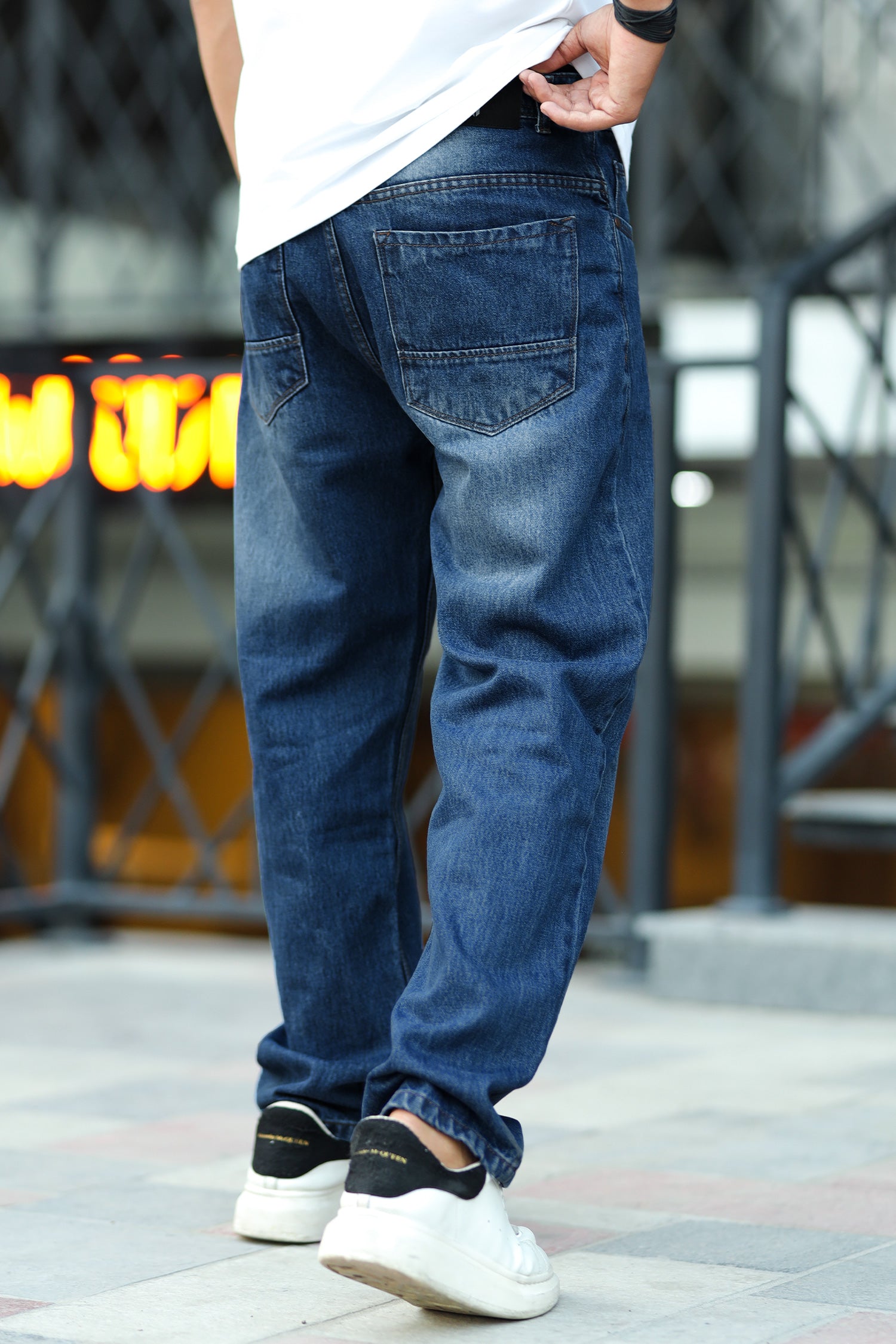 Loose Fit Faded Style Turbo Jeans in Mid Blue